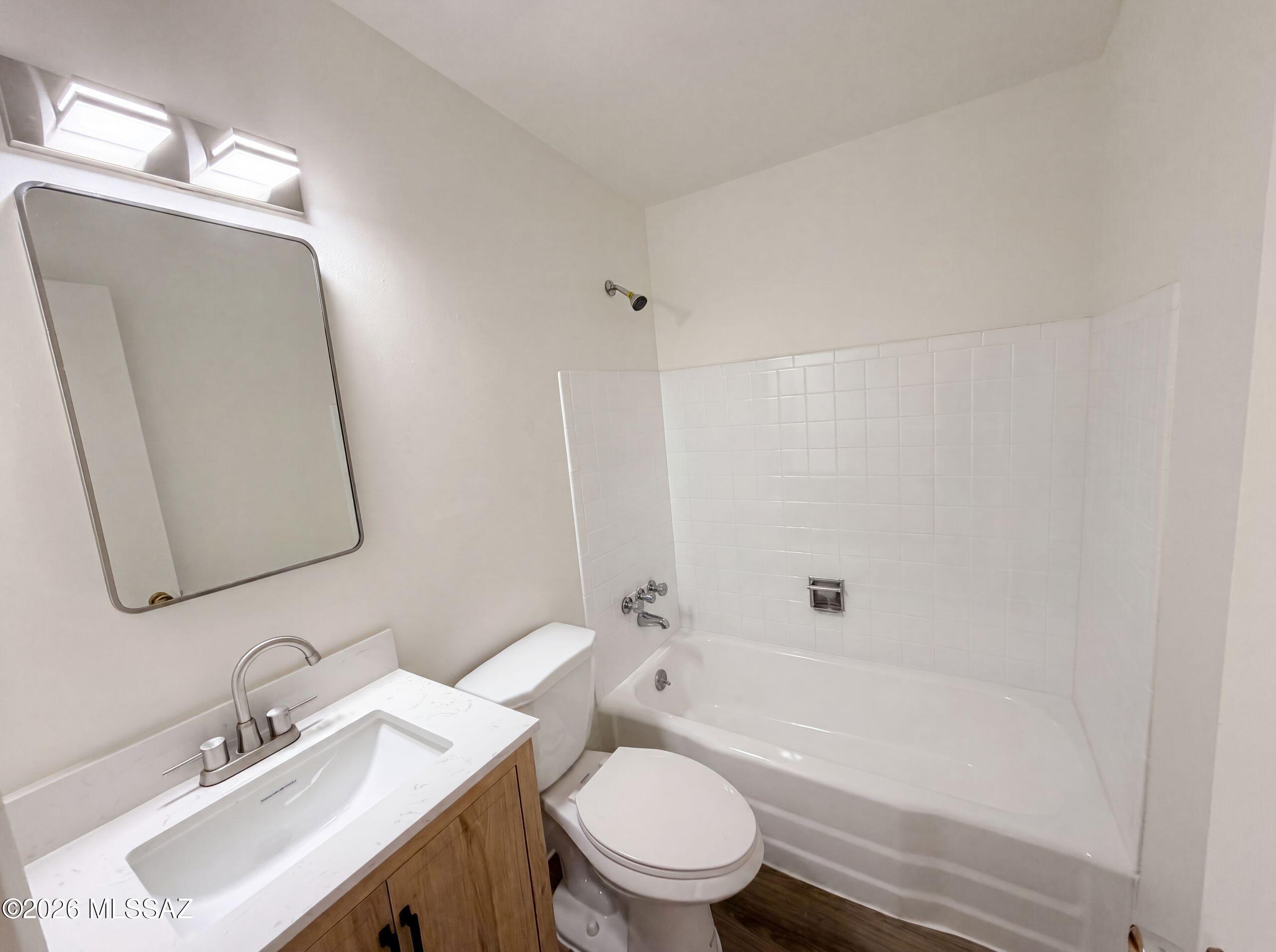 Manana Grande - Residential