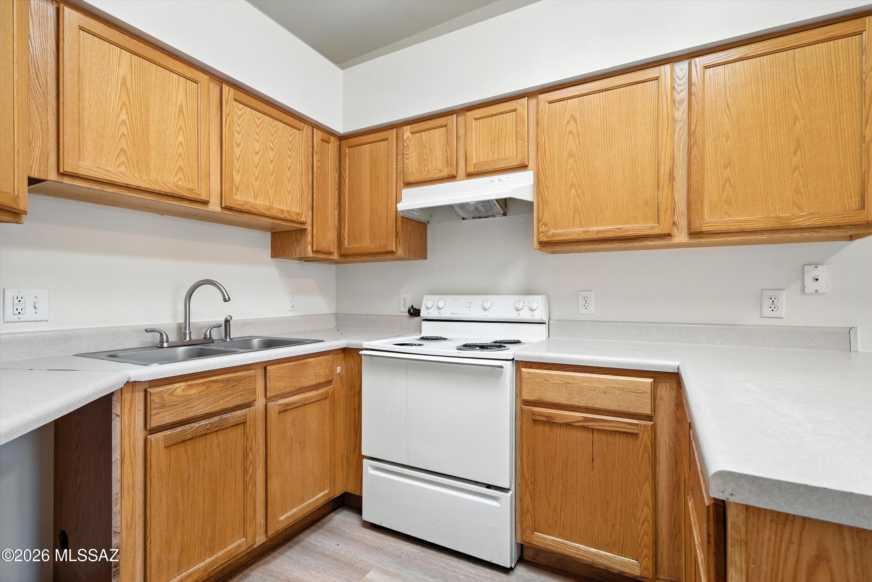 El Pasadena Tract - Residential Income