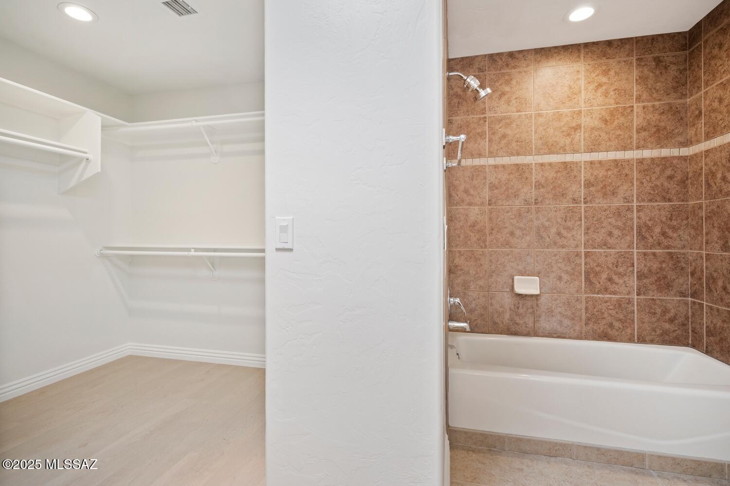 Olsen Condominiums Units 1-18 - Residential Lease