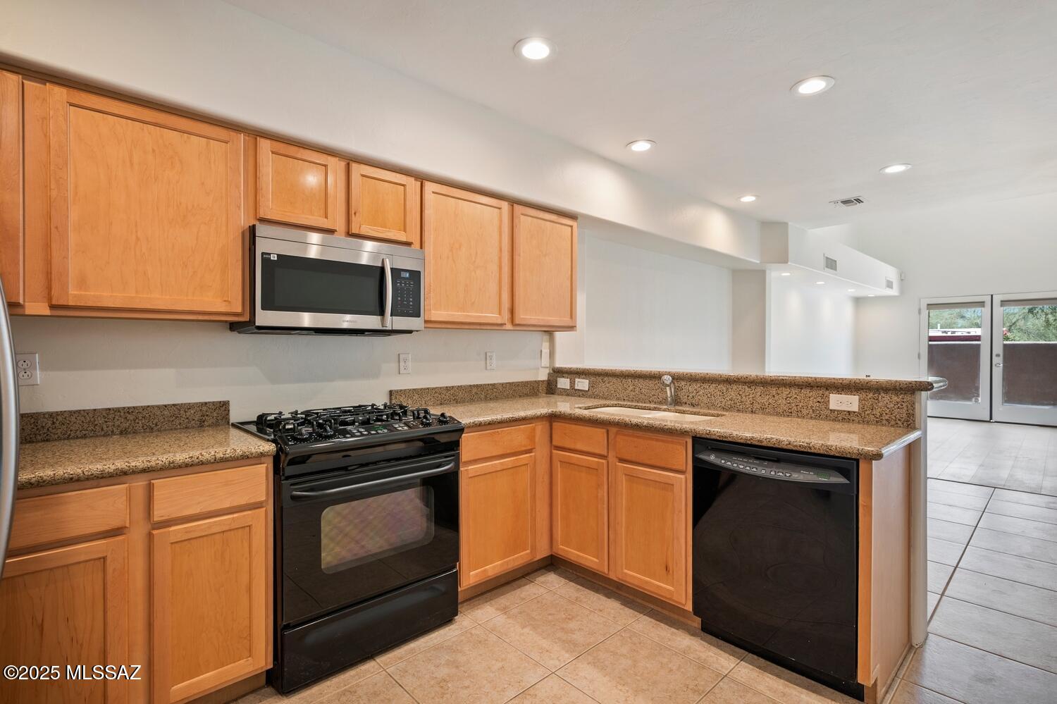 Olsen Condominiums Units 1-18 - Residential Lease