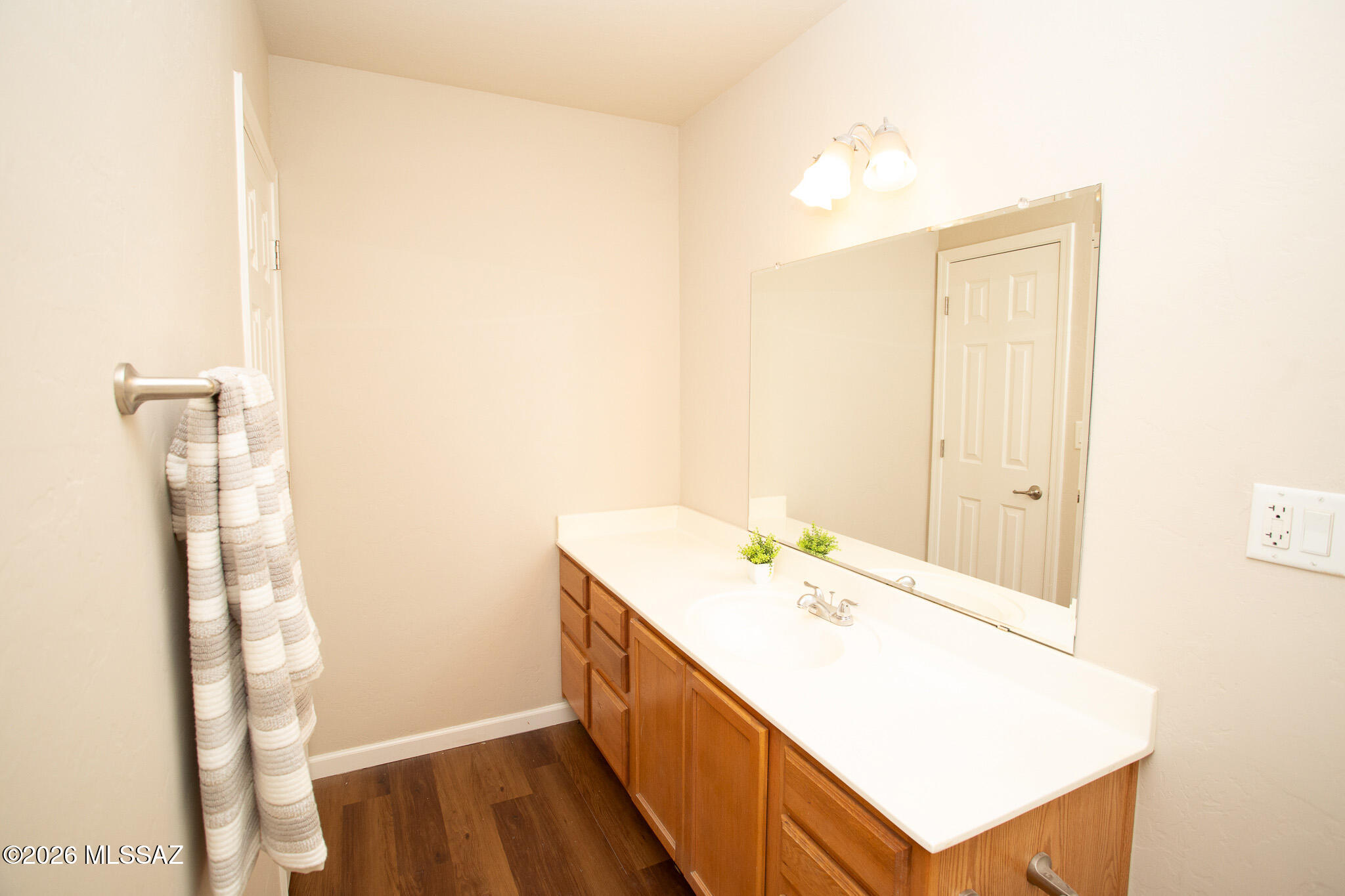Villa Venice Condos - Residential