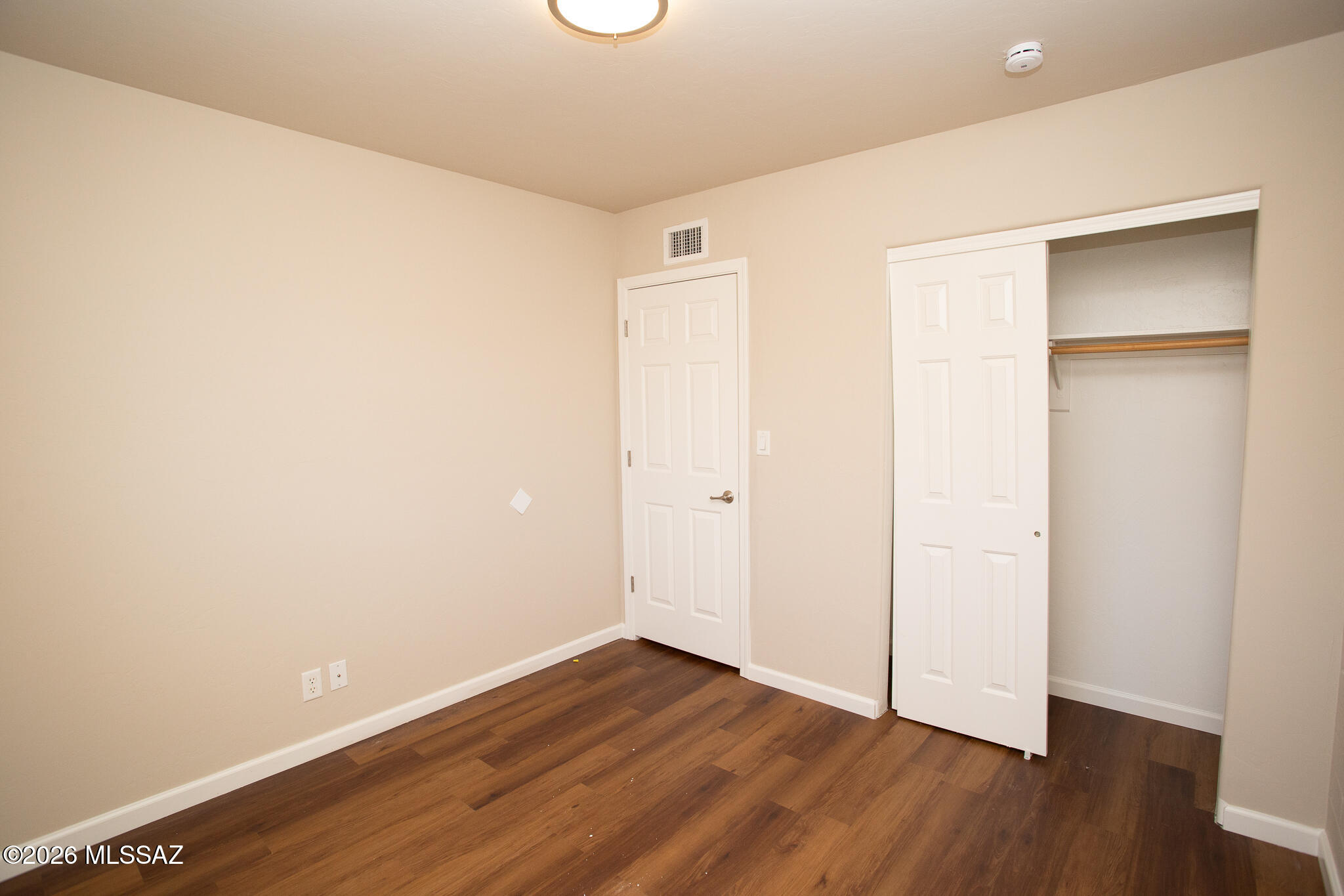 Villa Venice Condos - Residential