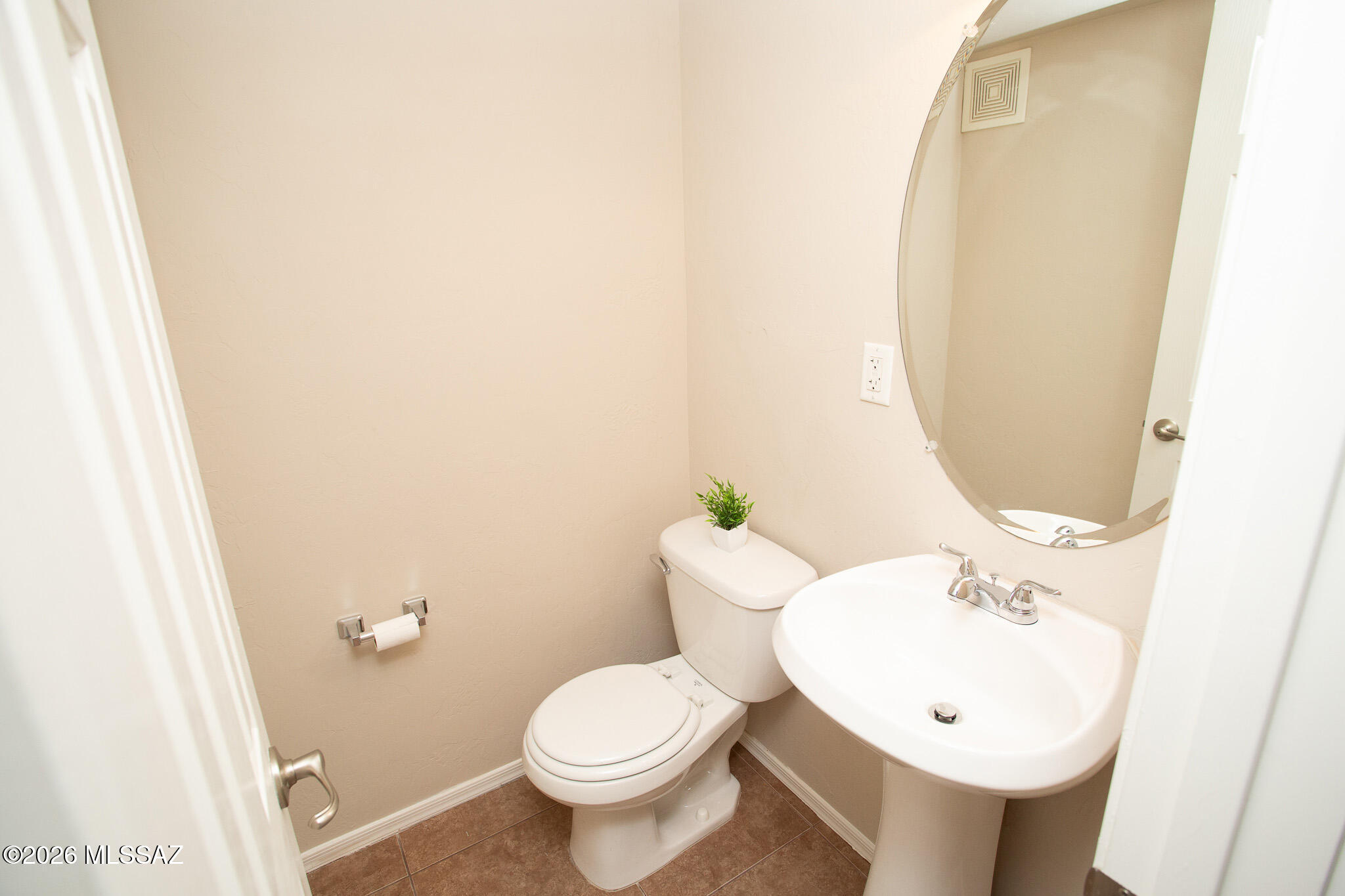 Villa Venice Condos - Residential