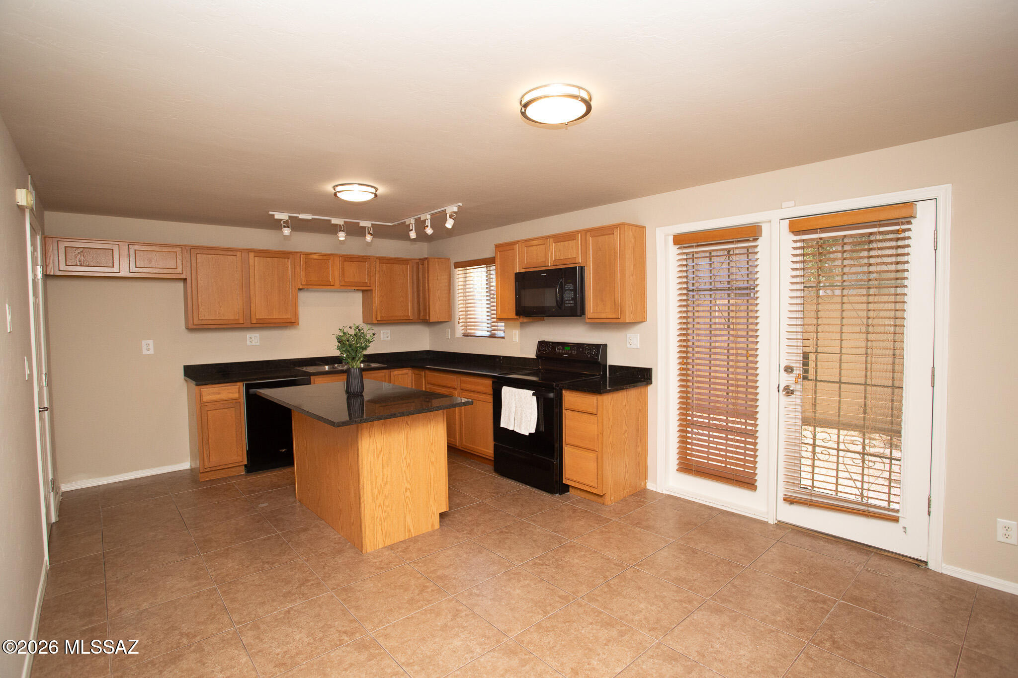 Villa Venice Condos - Residential