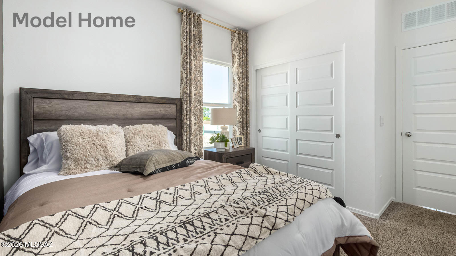 Saguaro Bloom SQ20180540069 - Residential