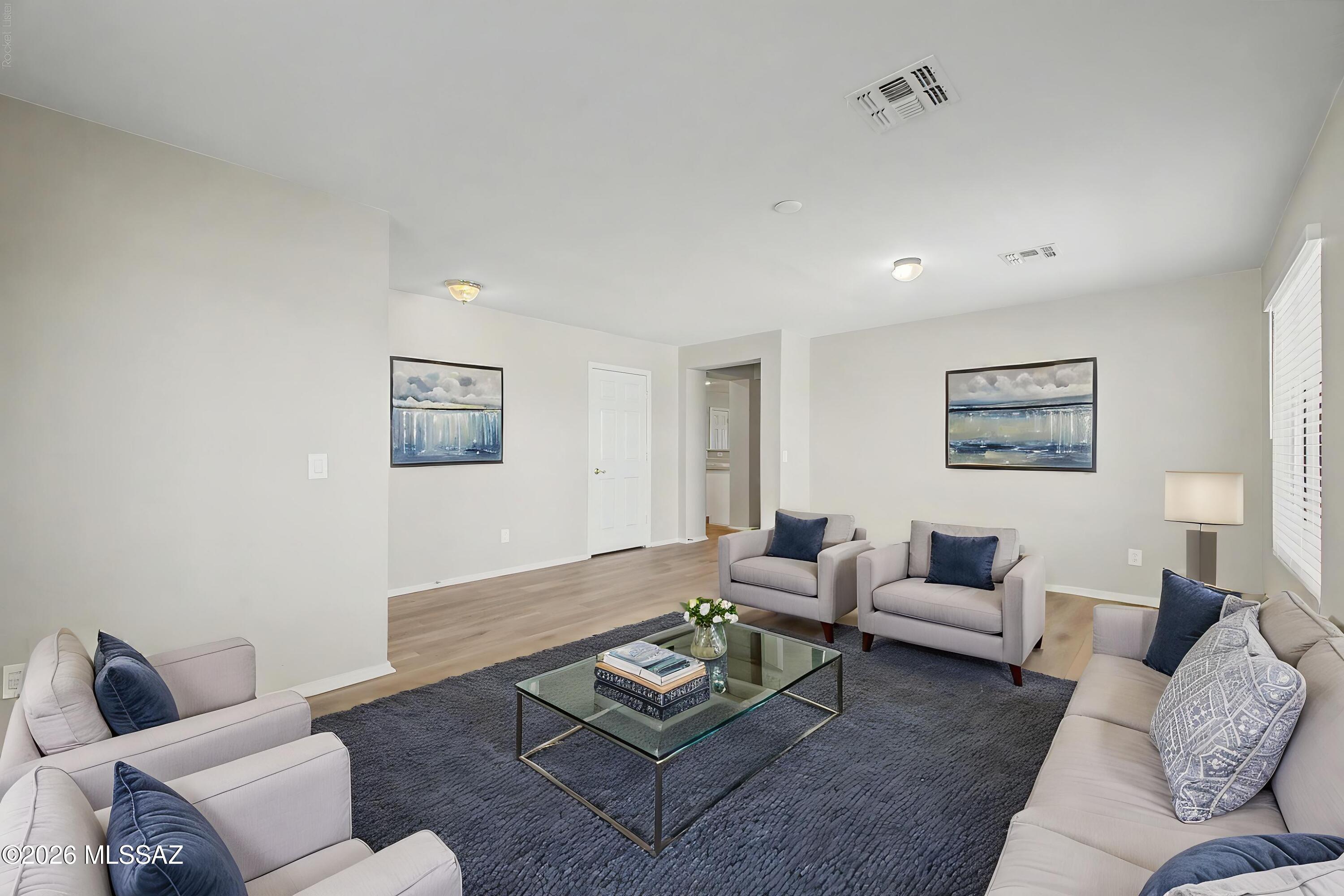 Black Horse (1-411) - Residential