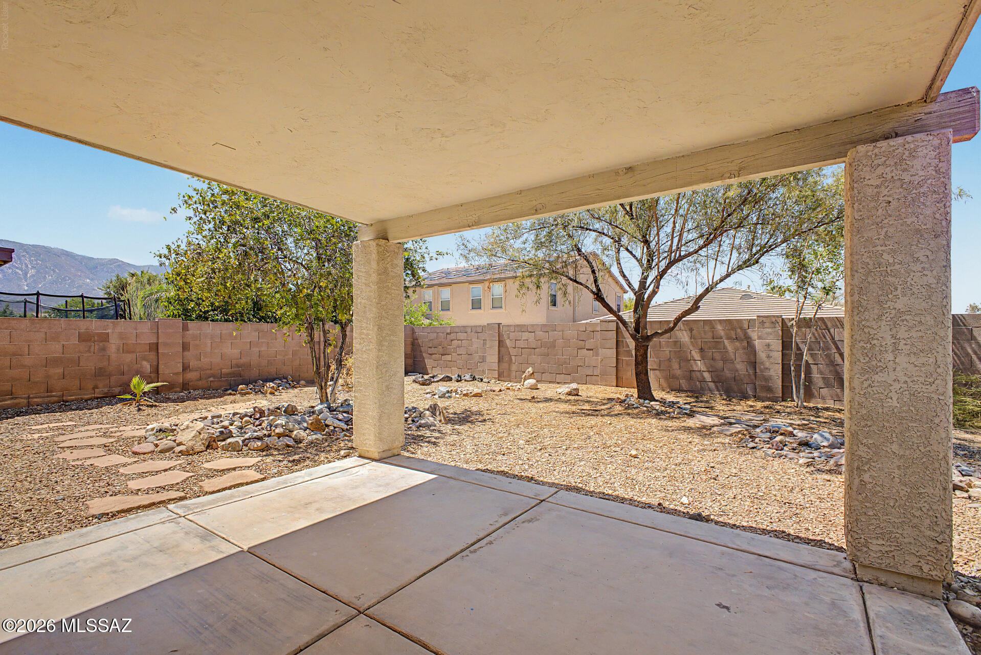 Black Horse (1-411) - Residential
