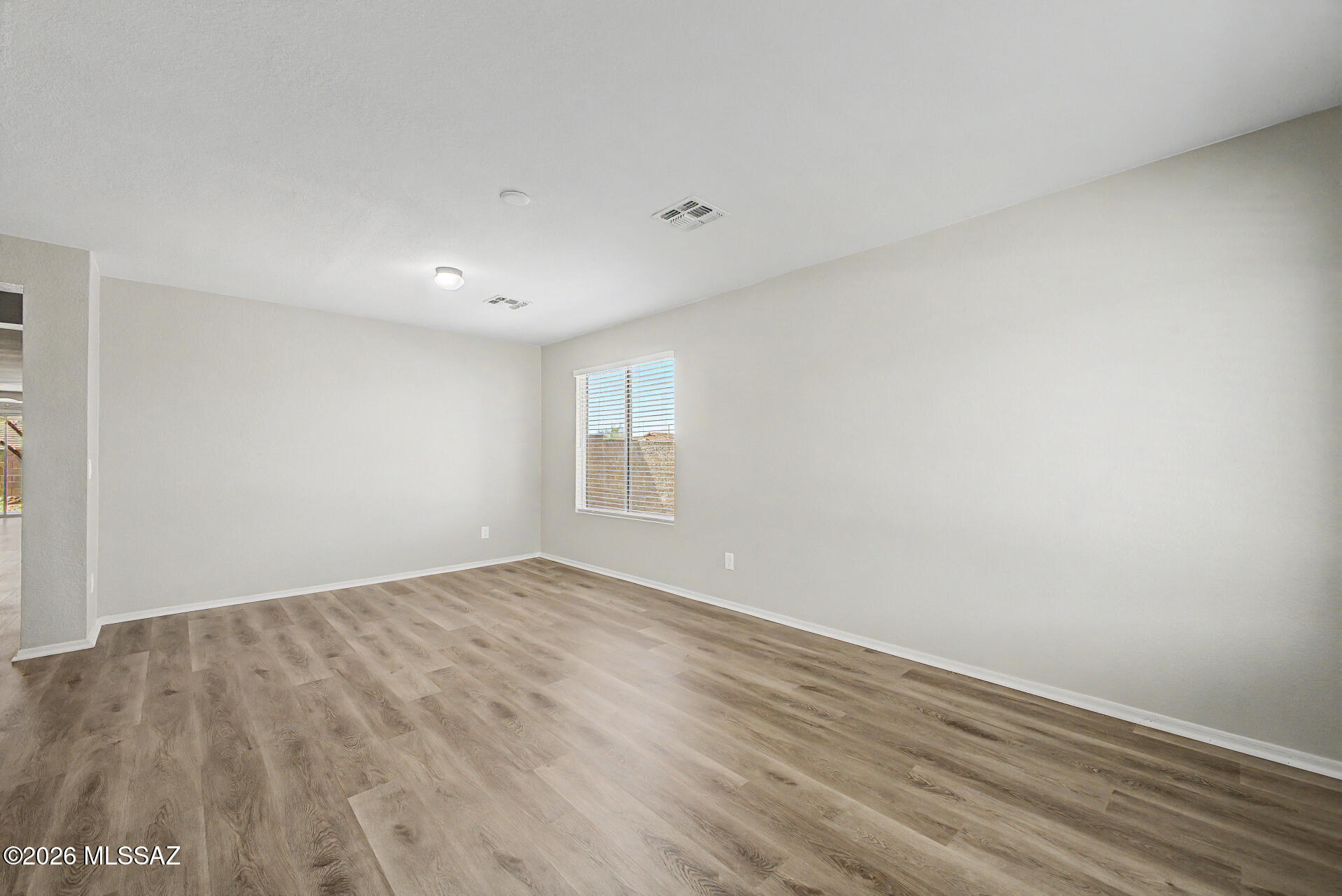 Black Horse (1-411) - Residential