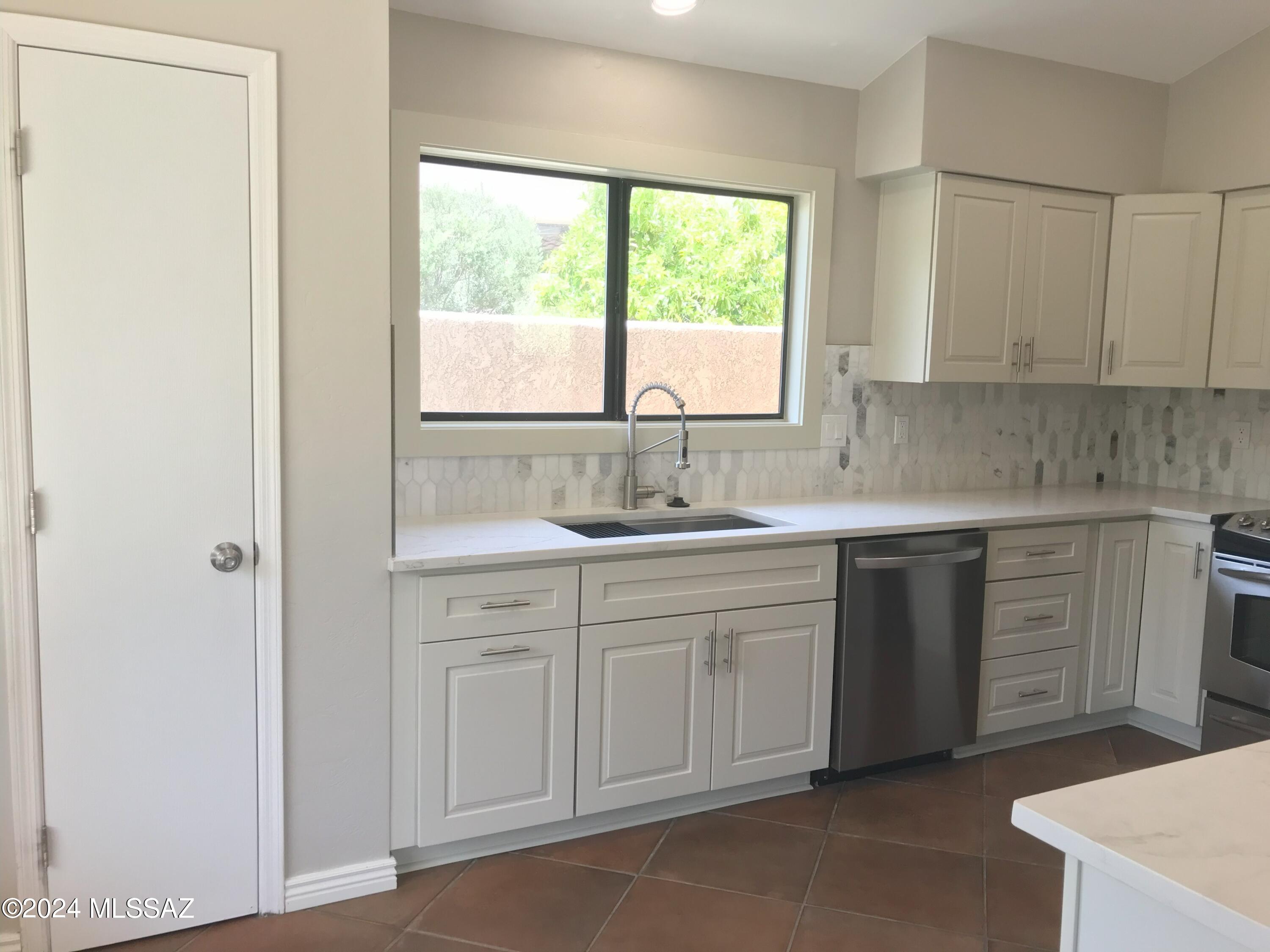 Deer Run (1-63) - Residential Lease