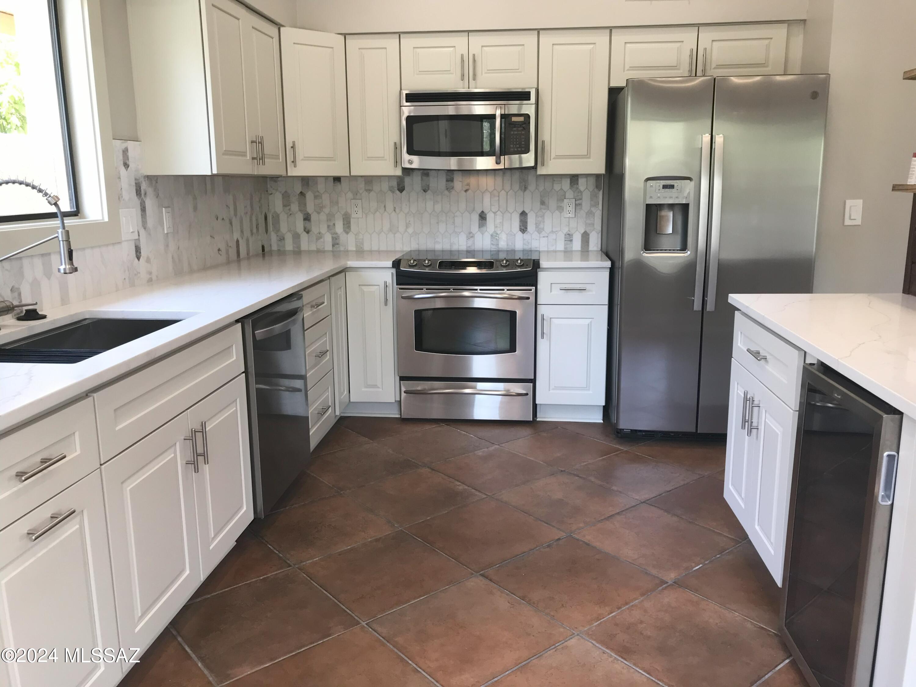 Deer Run (1-63) - Residential Lease