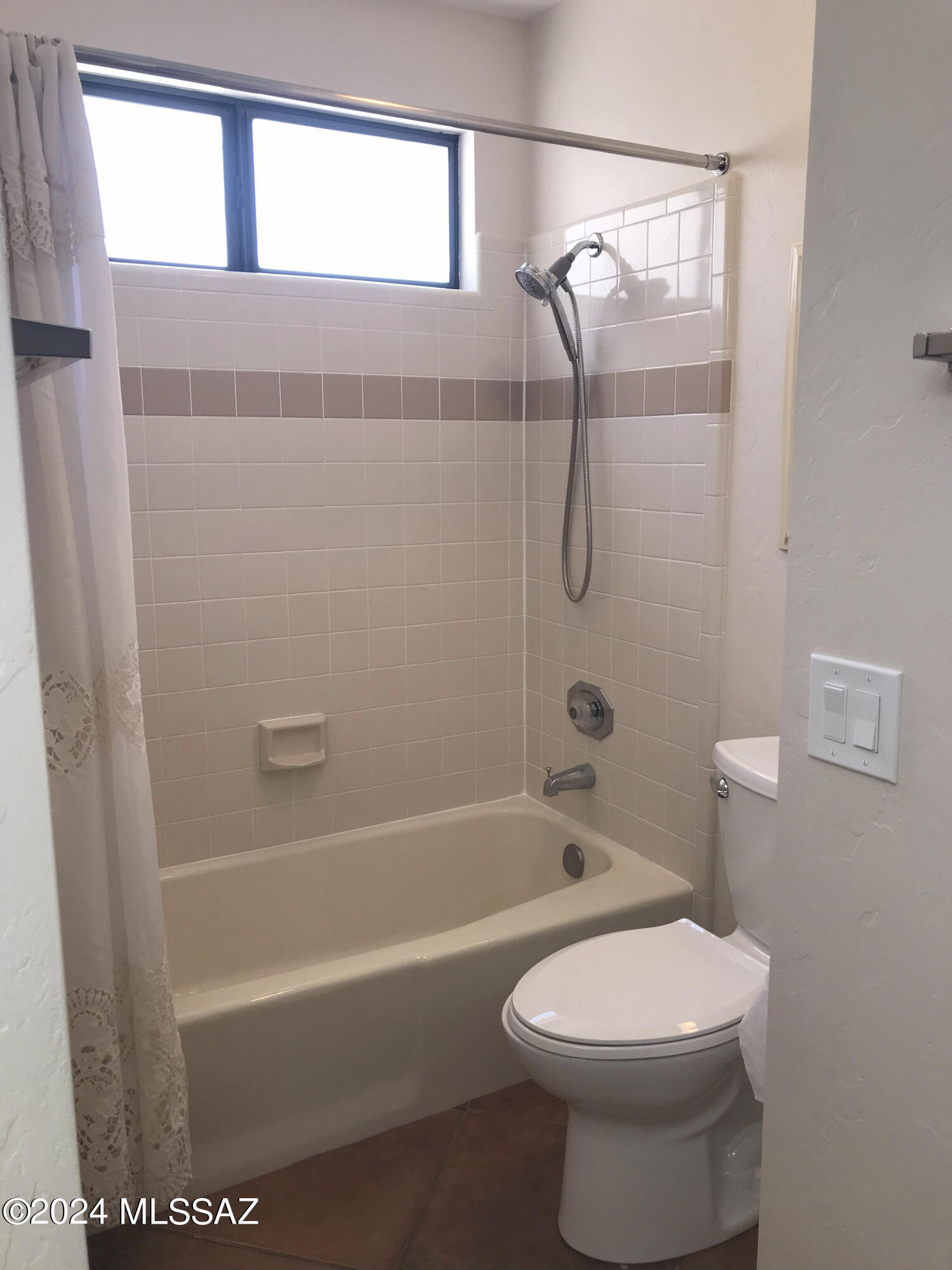Deer Run (1-63) - Residential Lease