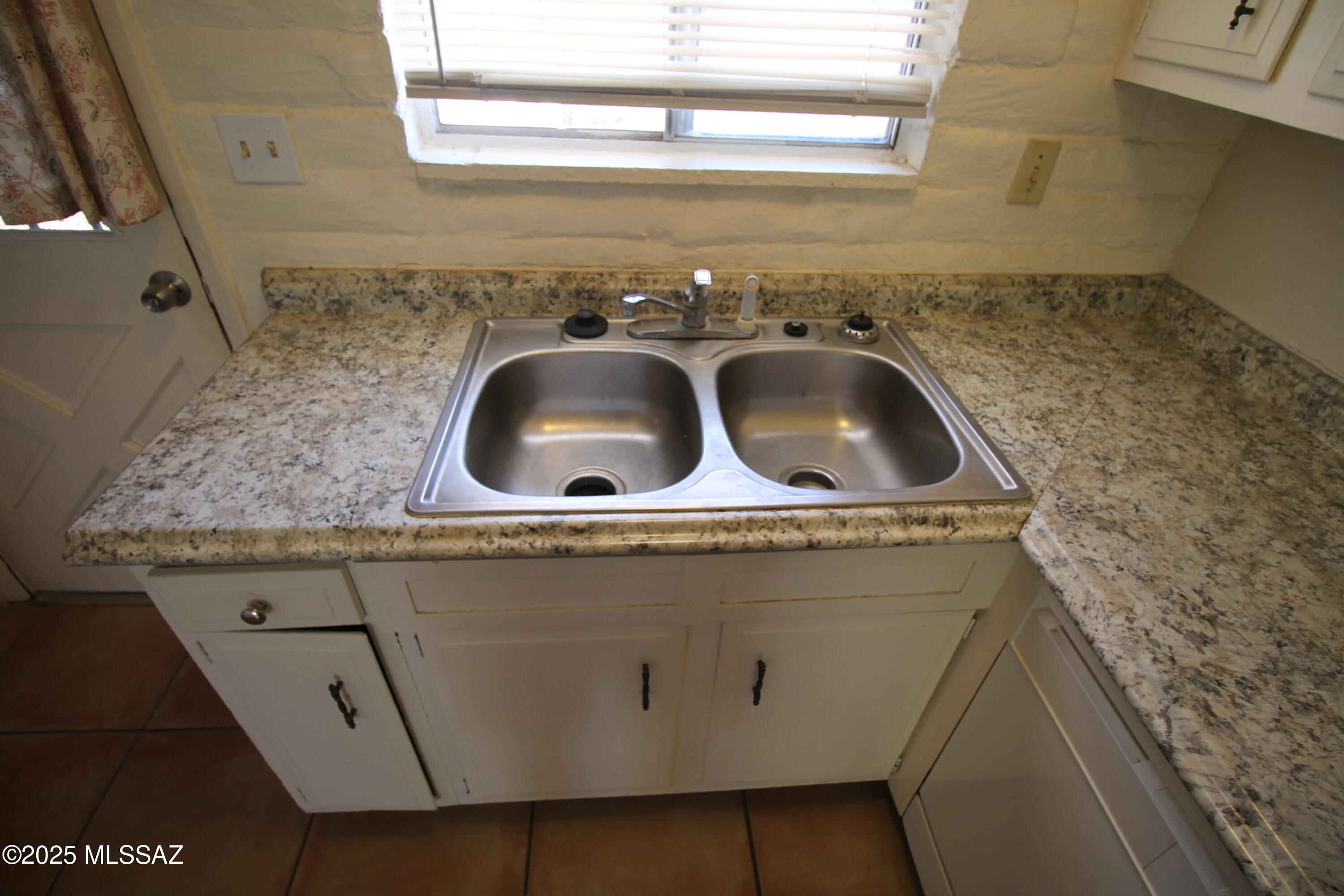 Leah Heights (1-15) - Residential
