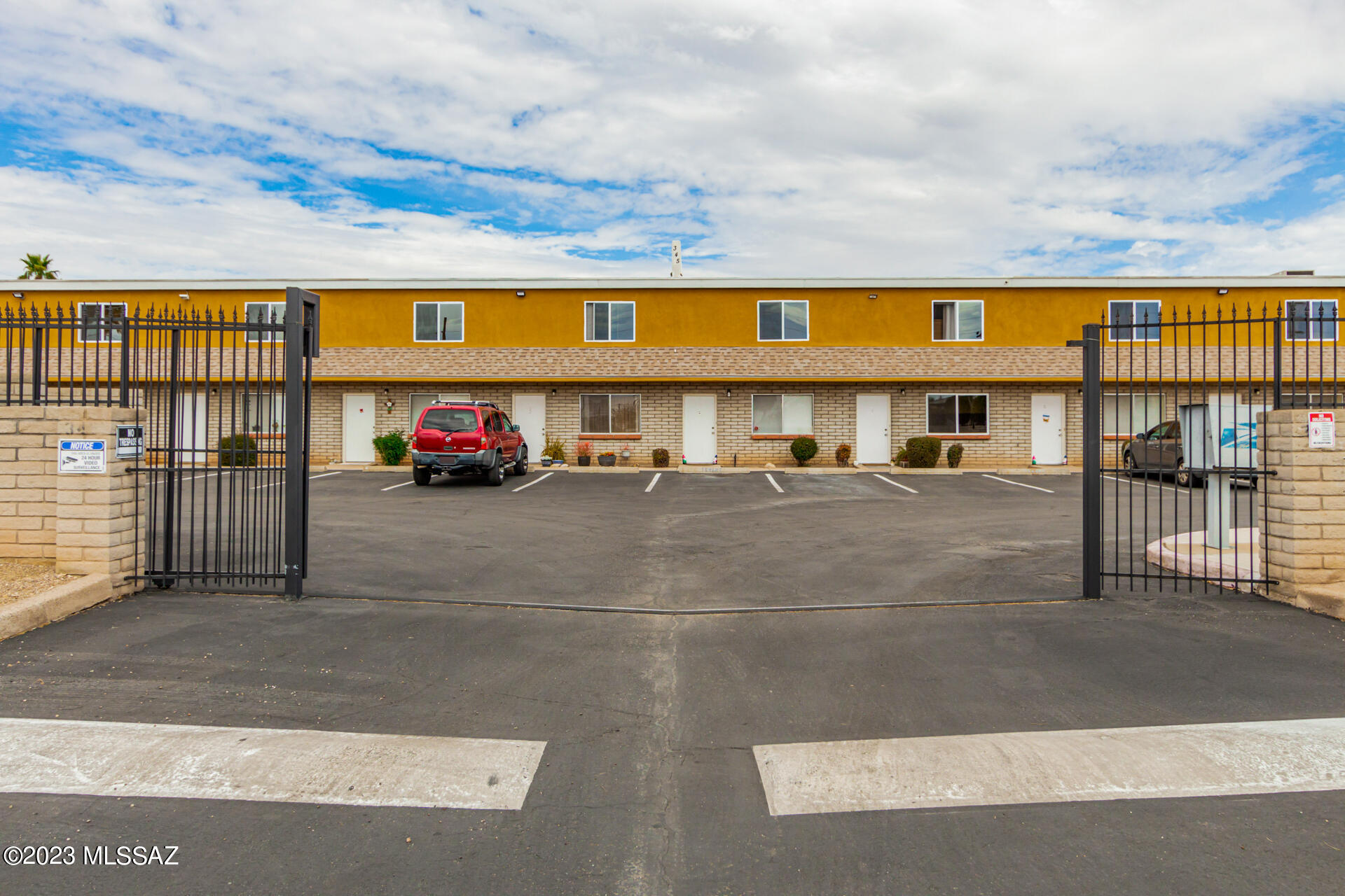 Coronado Heights - Residential Lease