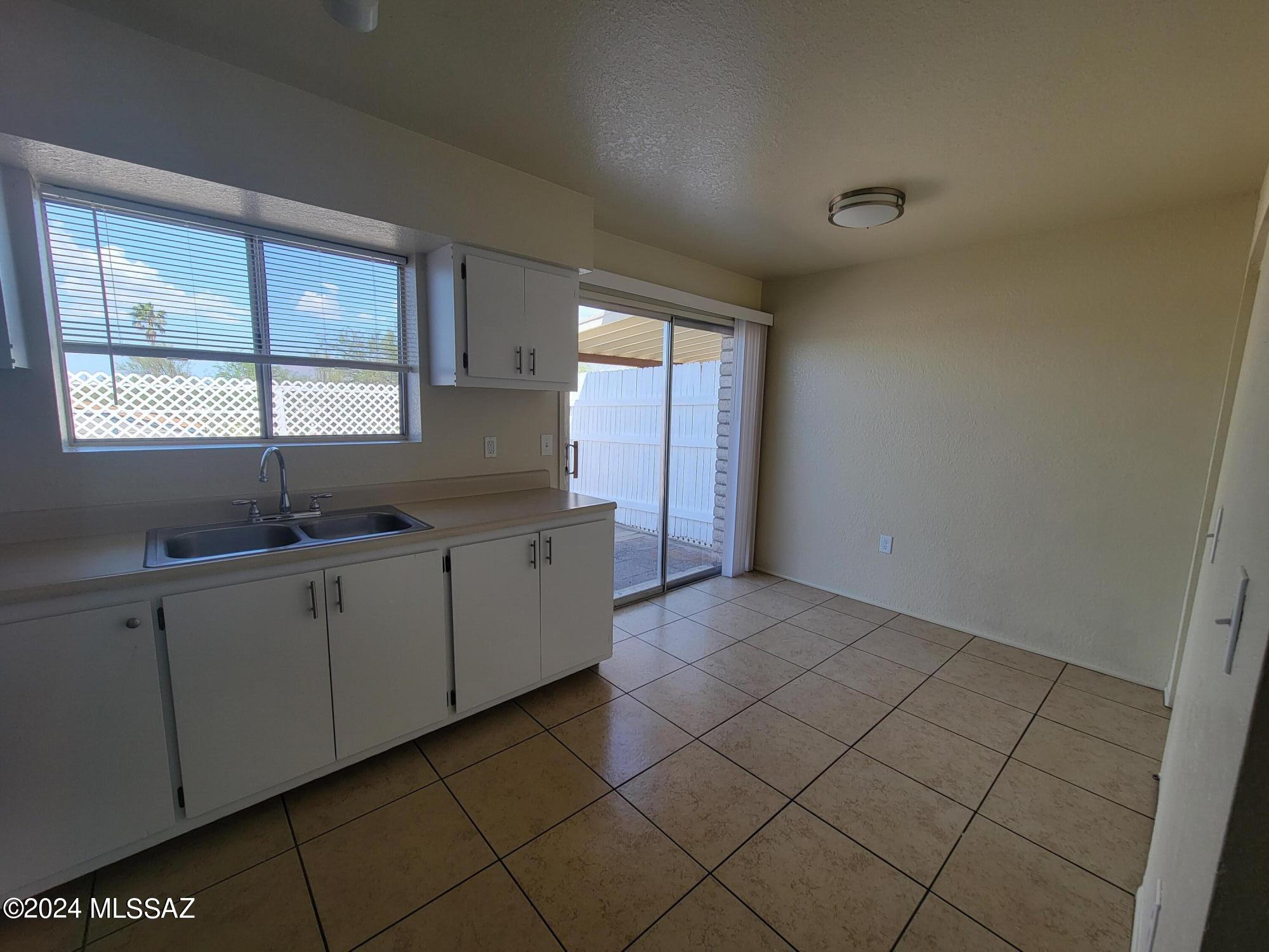 Coronado Heights - Residential Lease