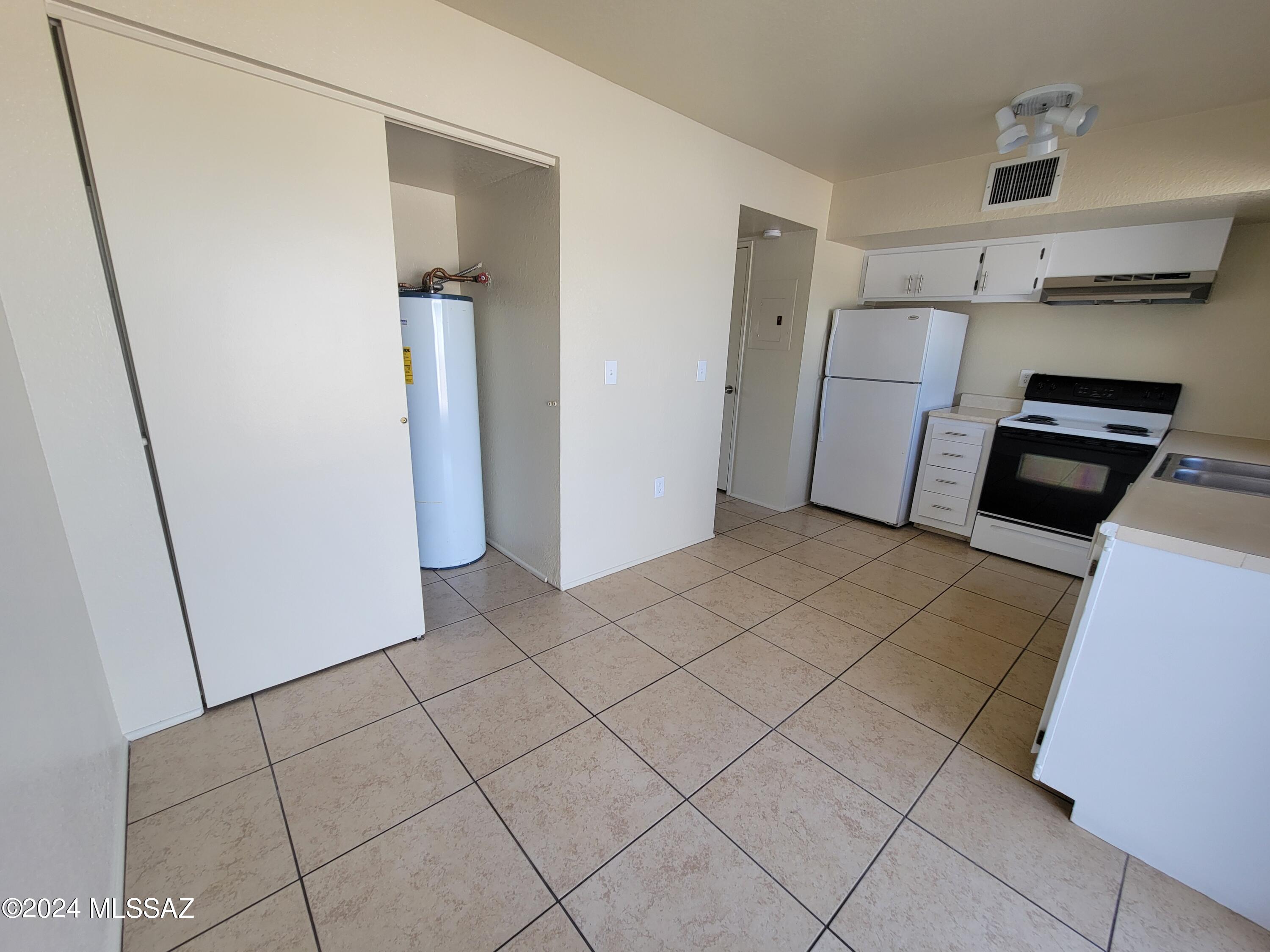 Coronado Heights - Residential Lease