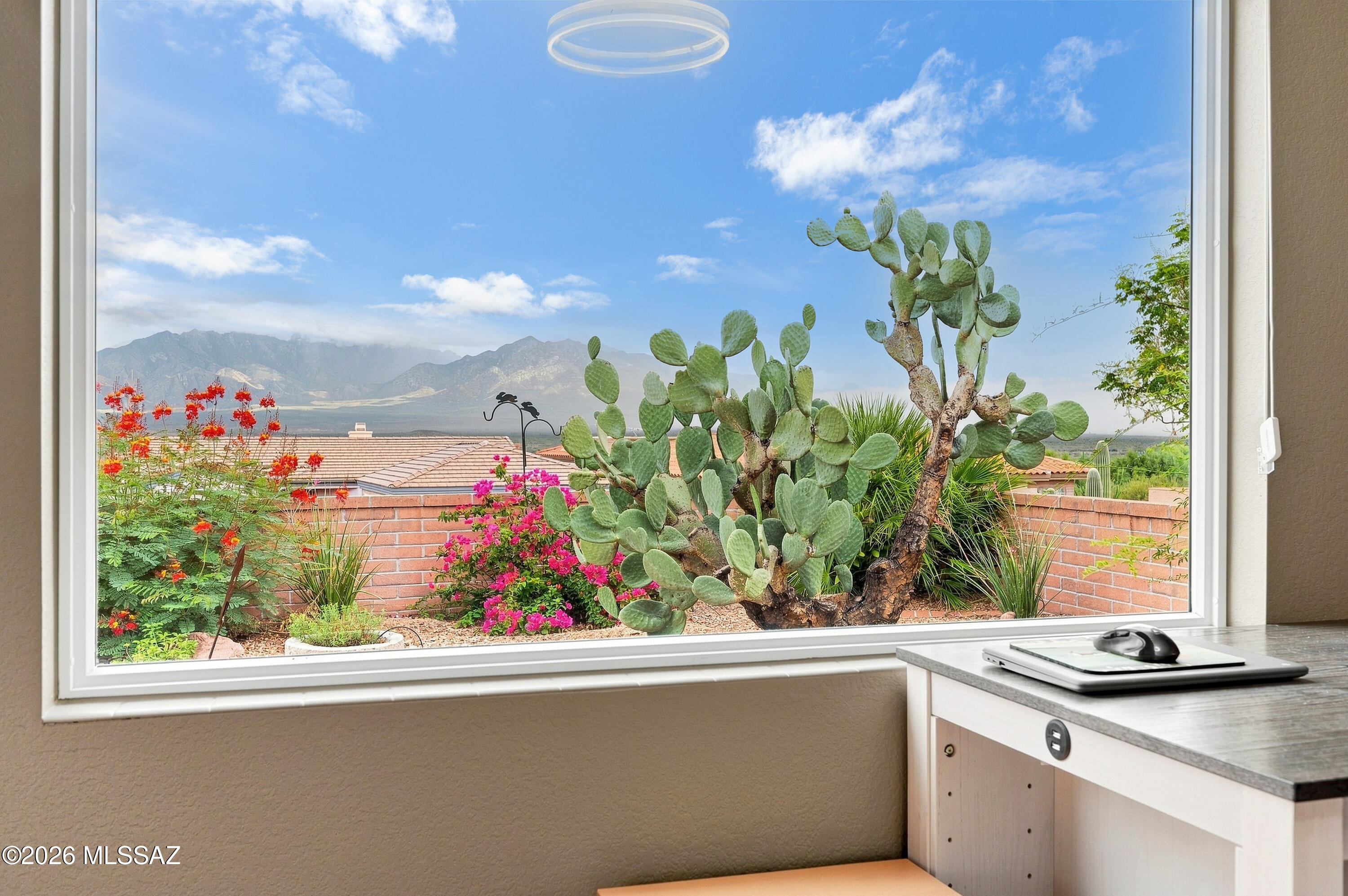San Ignacio Heights (93-135) - Residential