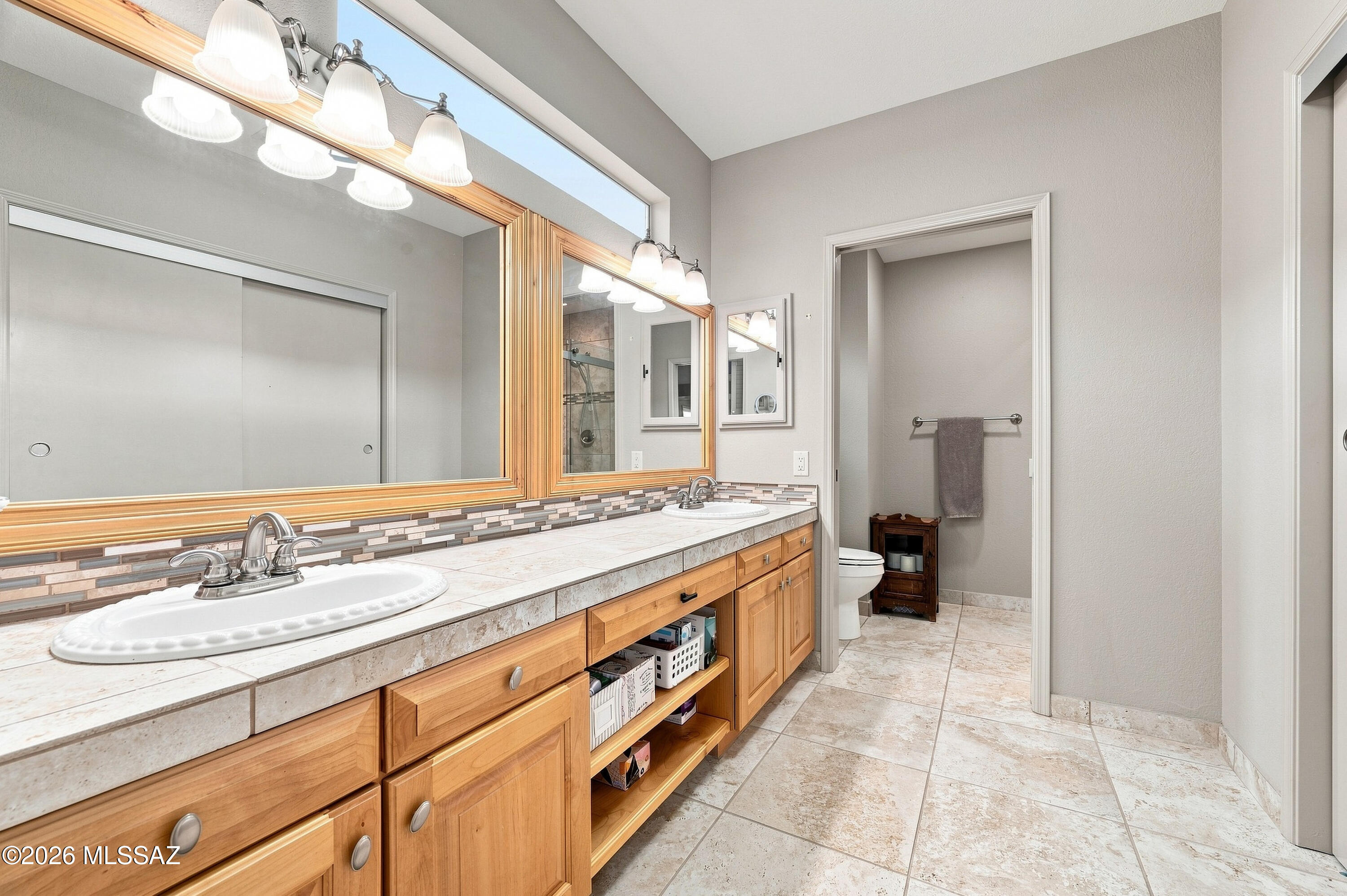San Ignacio Heights (93-135) - Residential