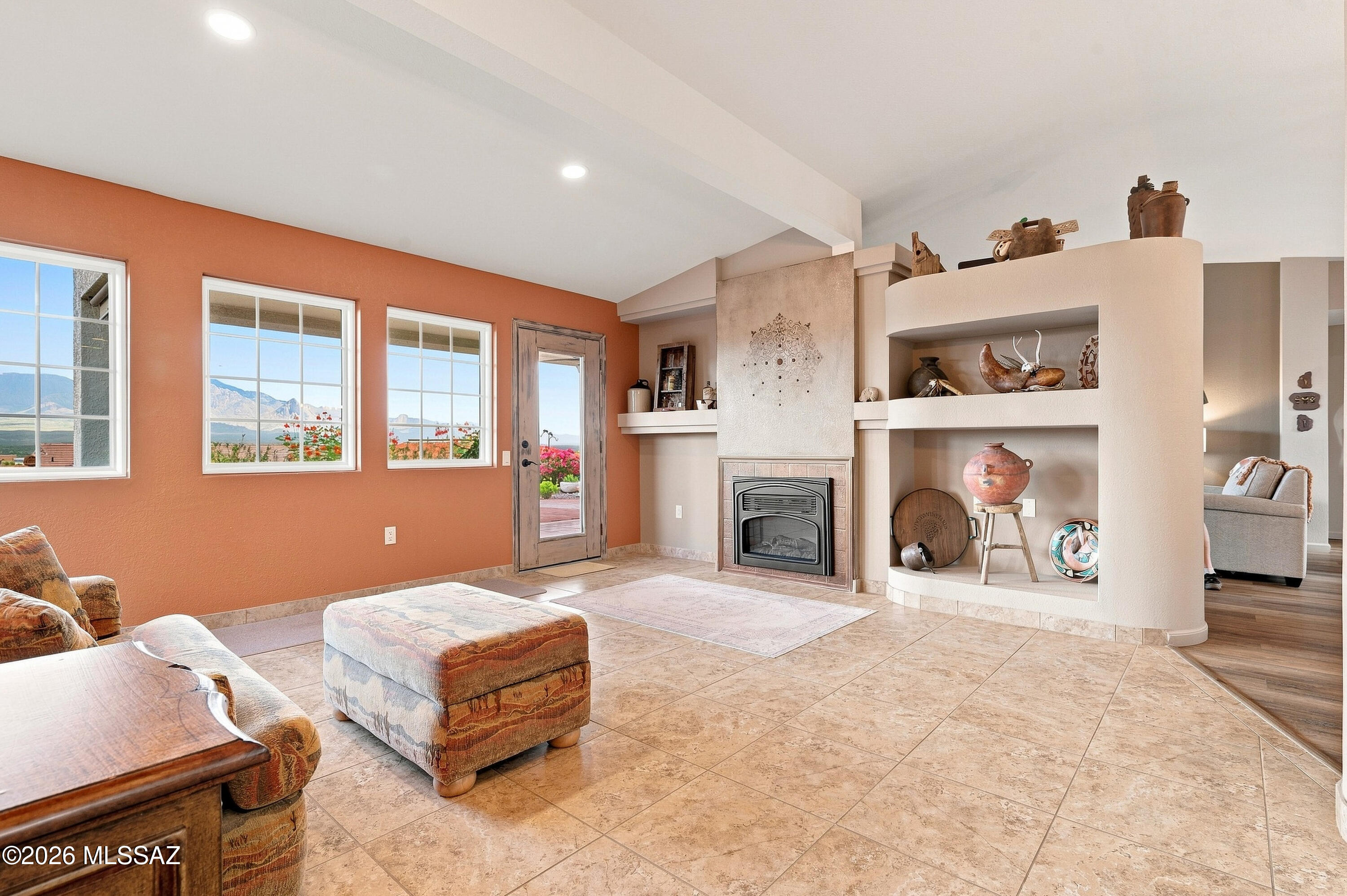 San Ignacio Heights (93-135) - Residential
