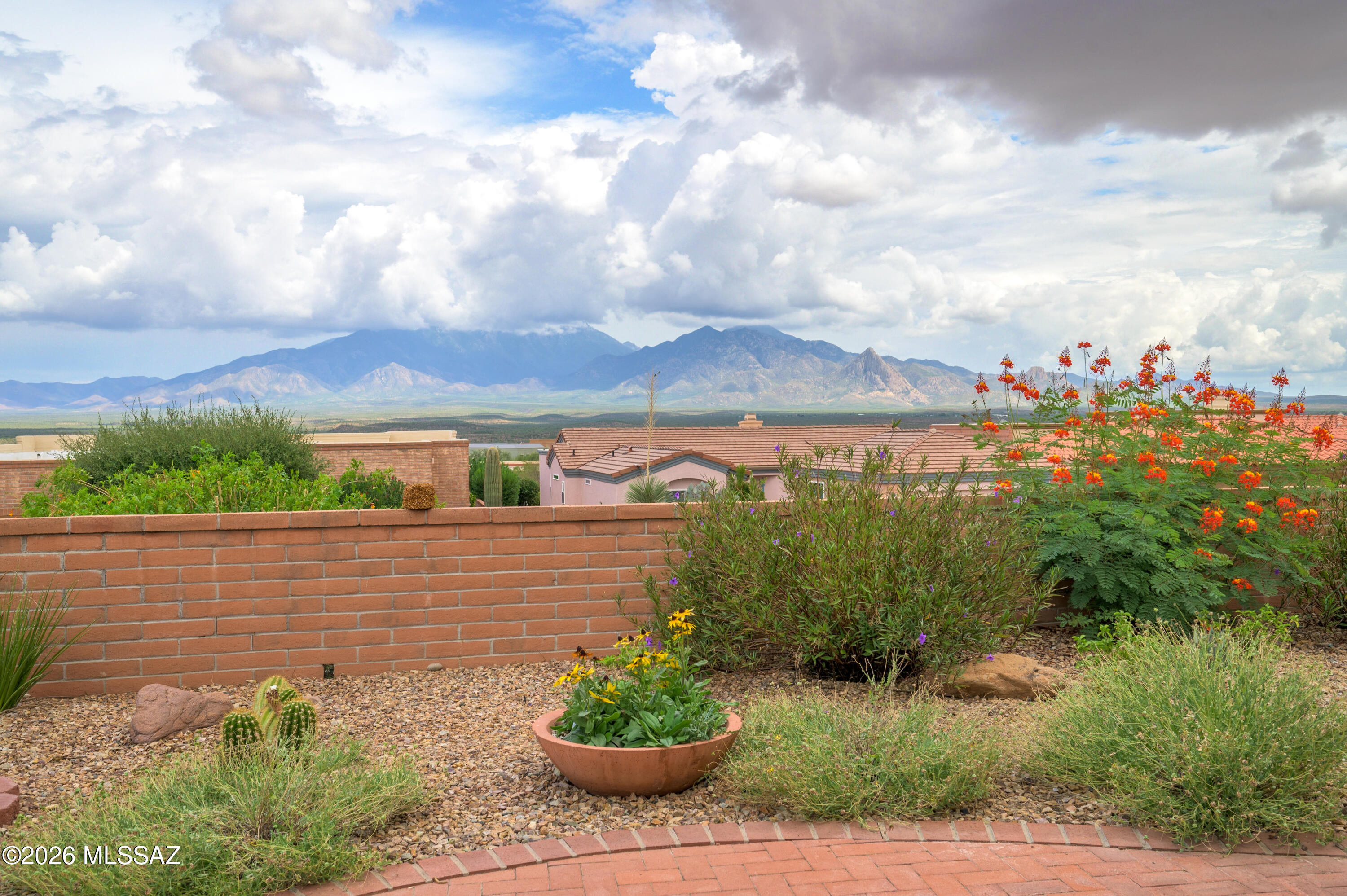 San Ignacio Heights (93-135) - Residential