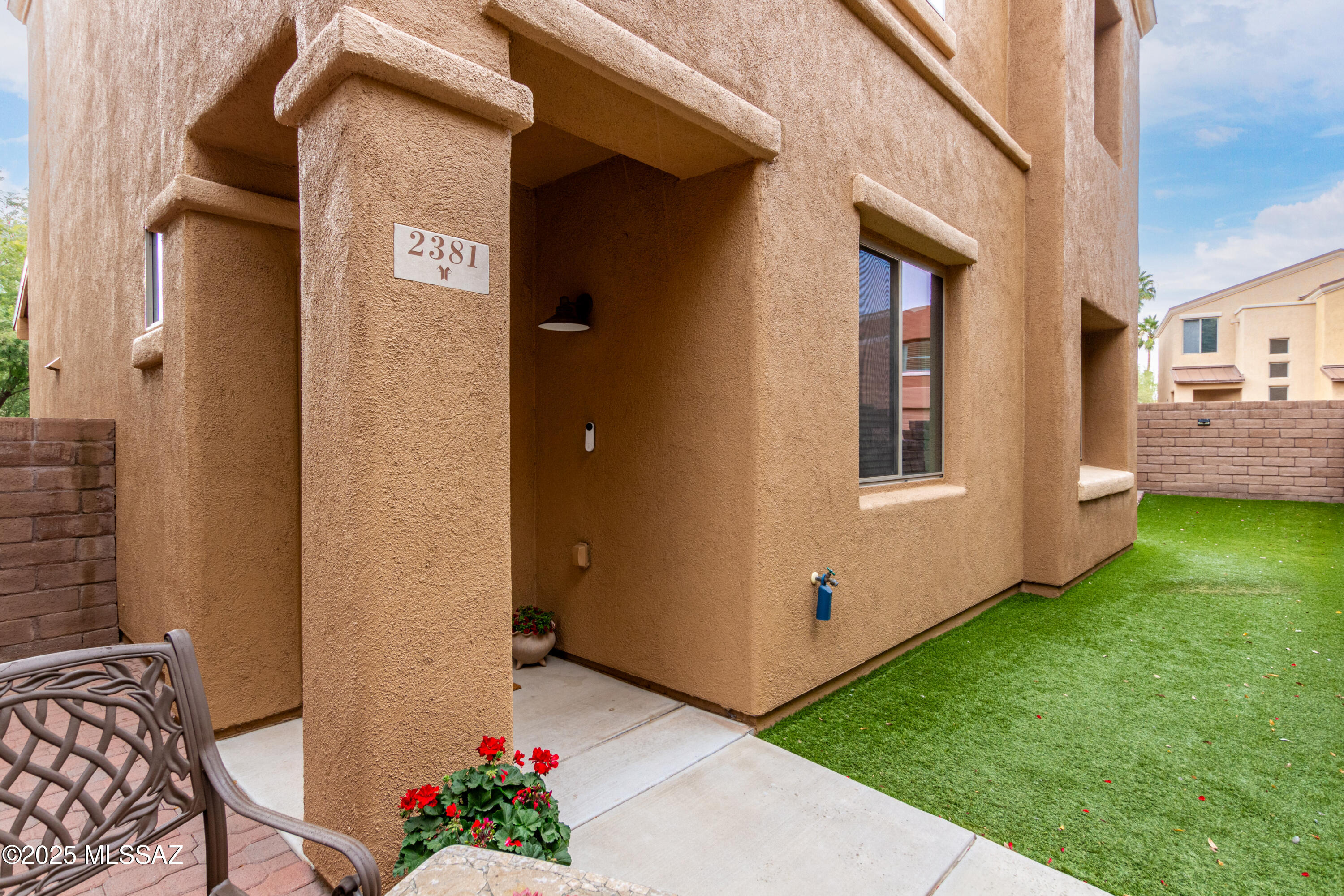 River Walk (1-140) - Residential