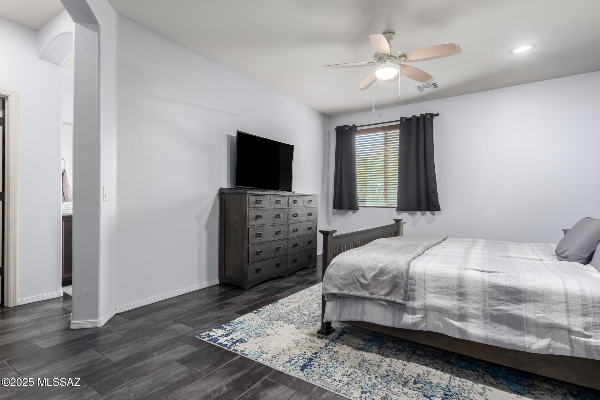 River Walk (1-140) - Residential