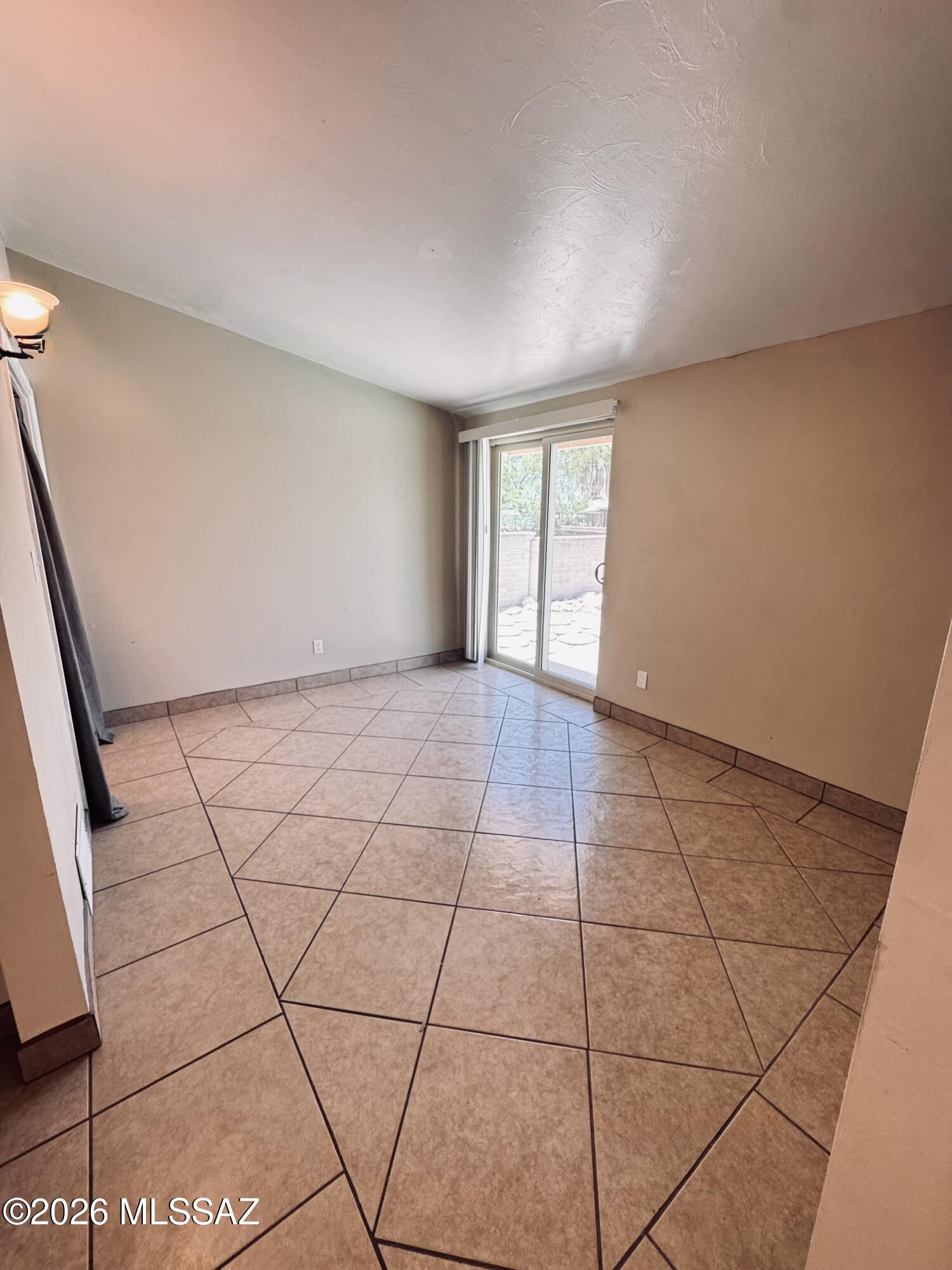 Miramonte Terr - Residential