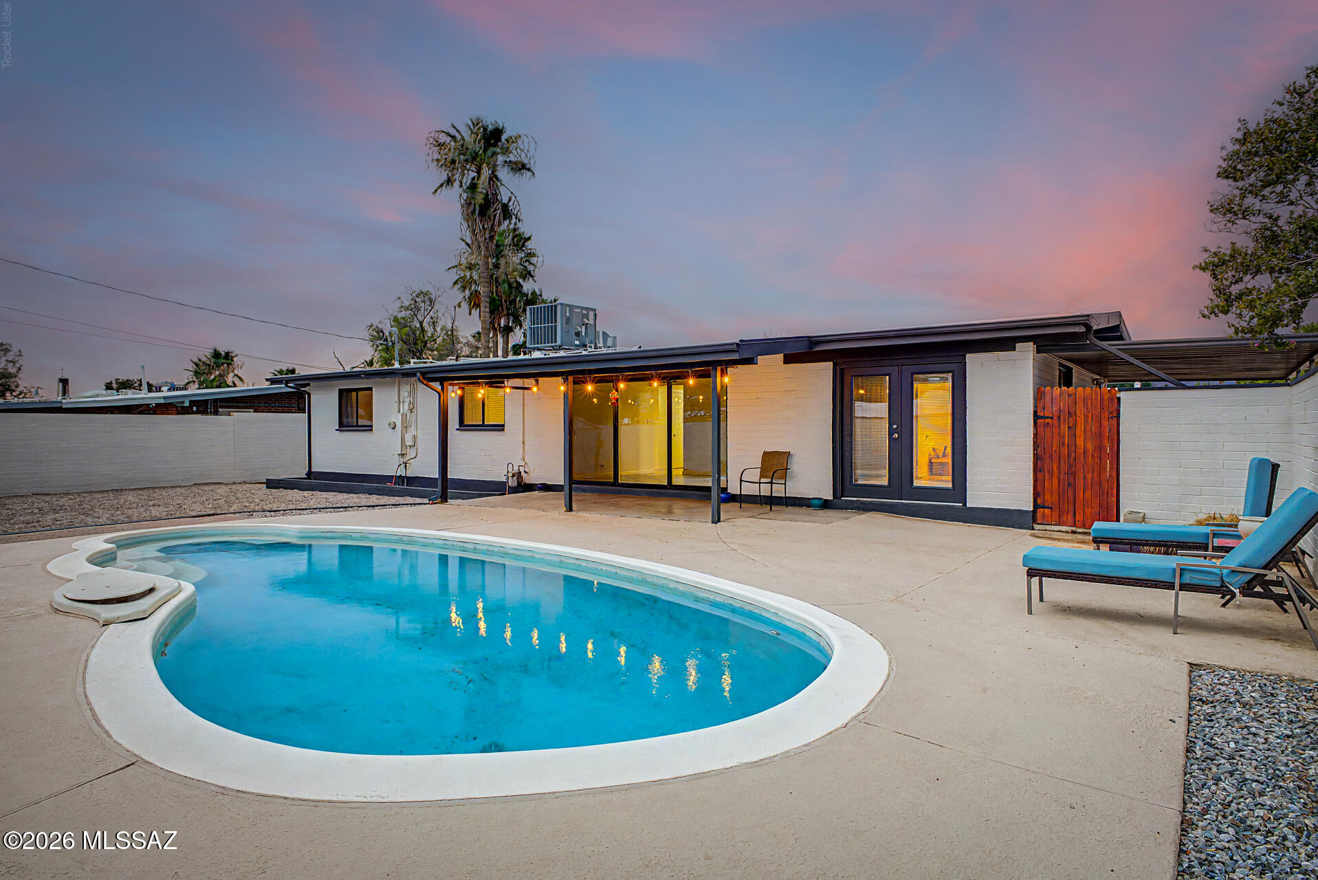 Loma Verde - Residential