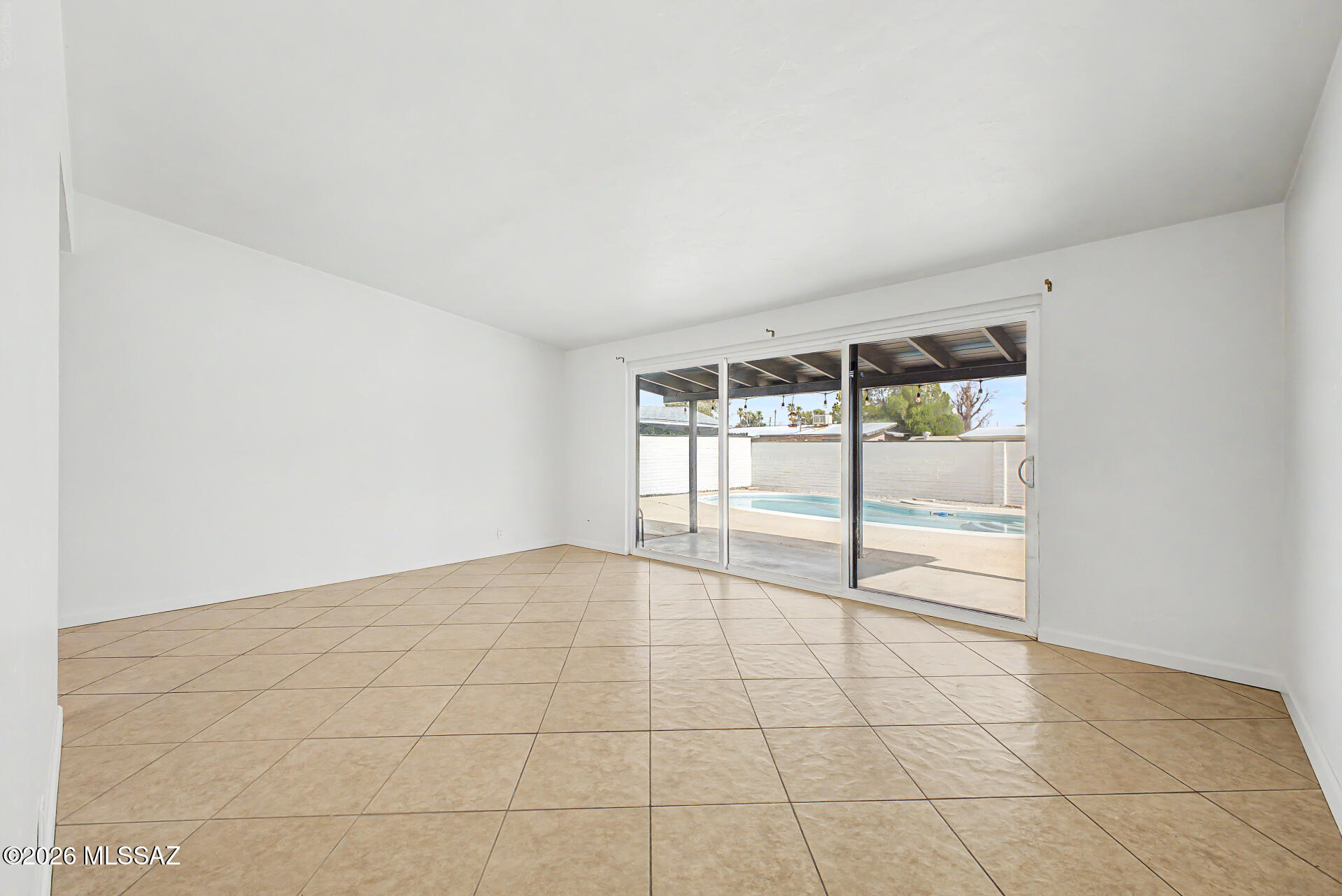 Loma Verde - Residential