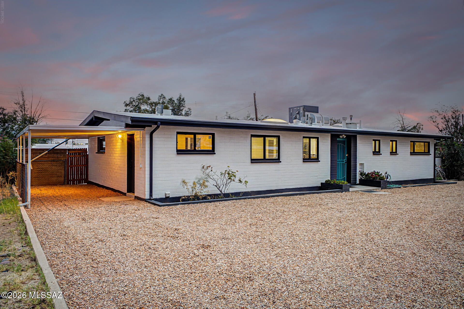 Loma Verde - Residential