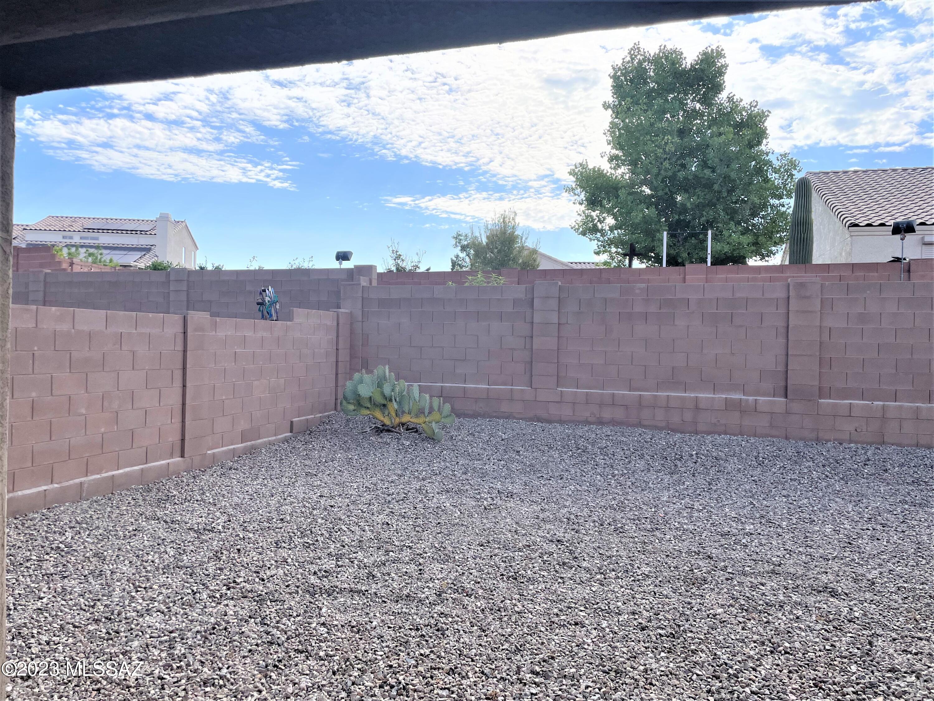 Linda Vista Heights SQ20161440591 - Residential Lease