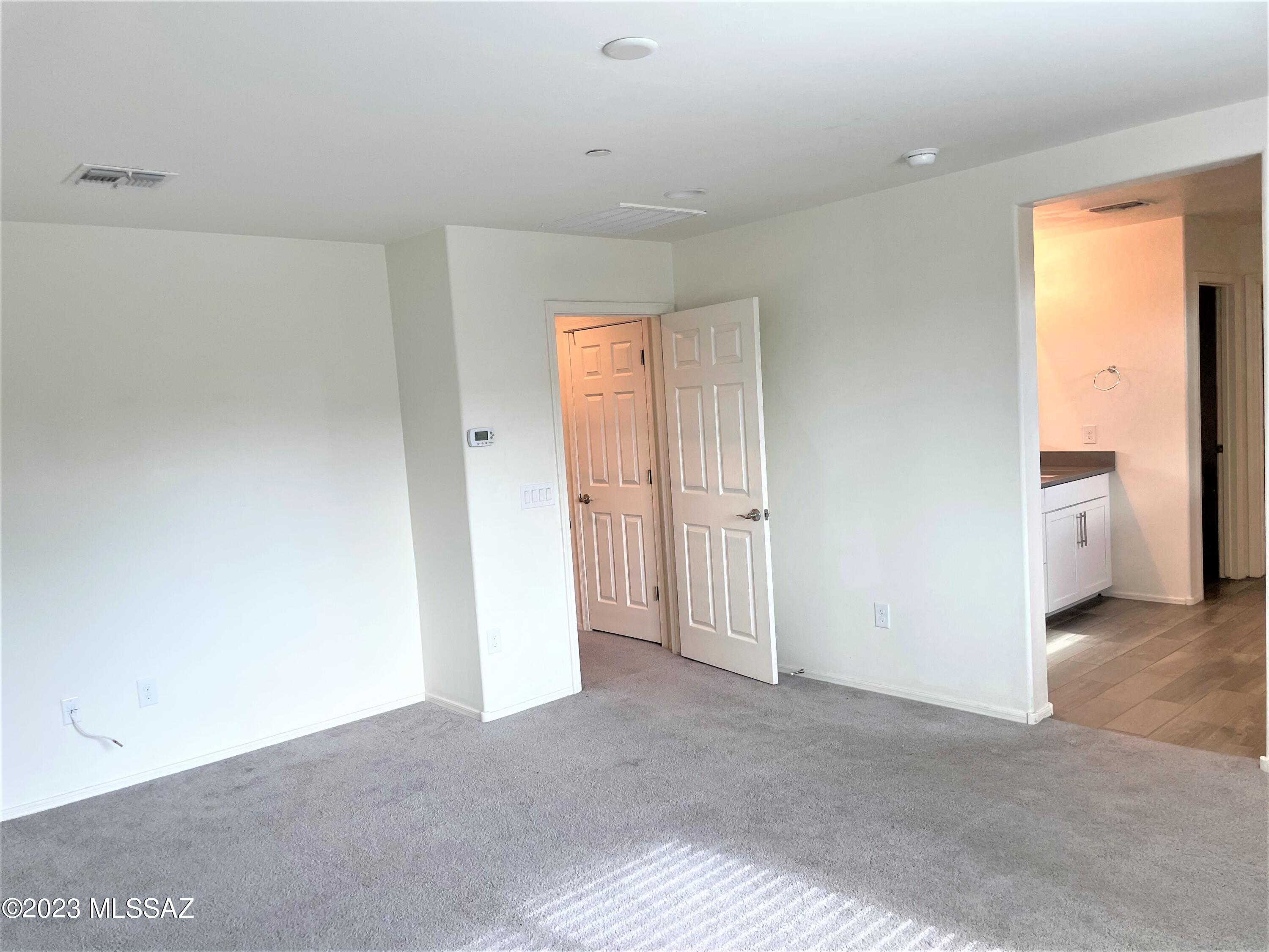 Linda Vista Heights SQ20161440591 - Residential Lease