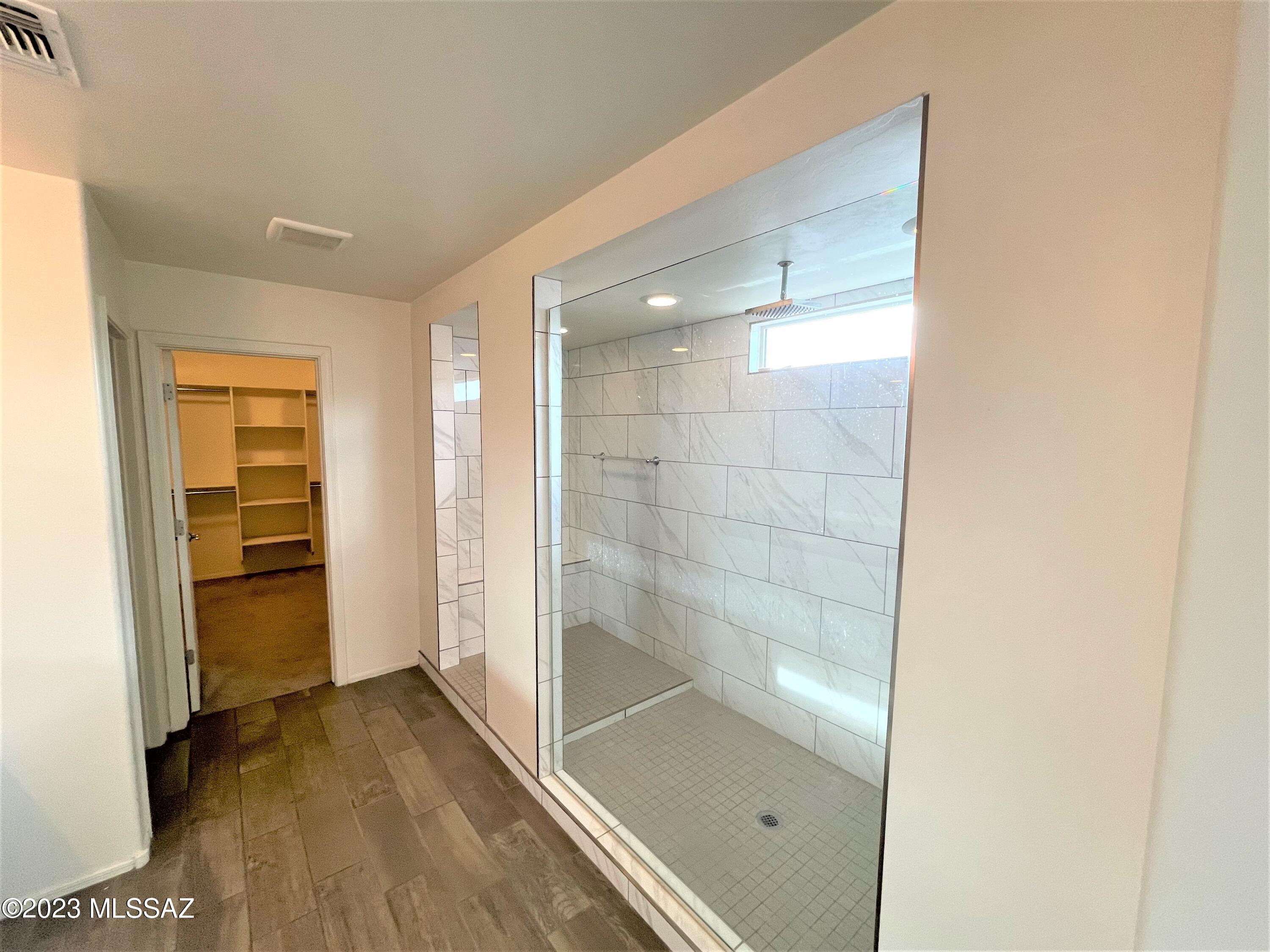 Linda Vista Heights SQ20161440591 - Residential Lease