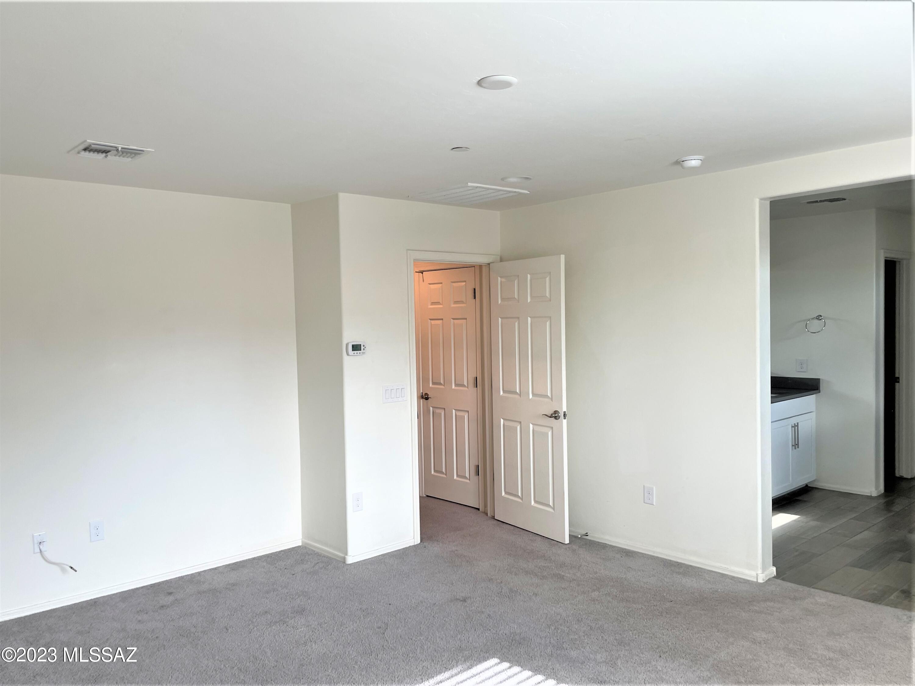 Linda Vista Heights SQ20161440591 - Residential Lease