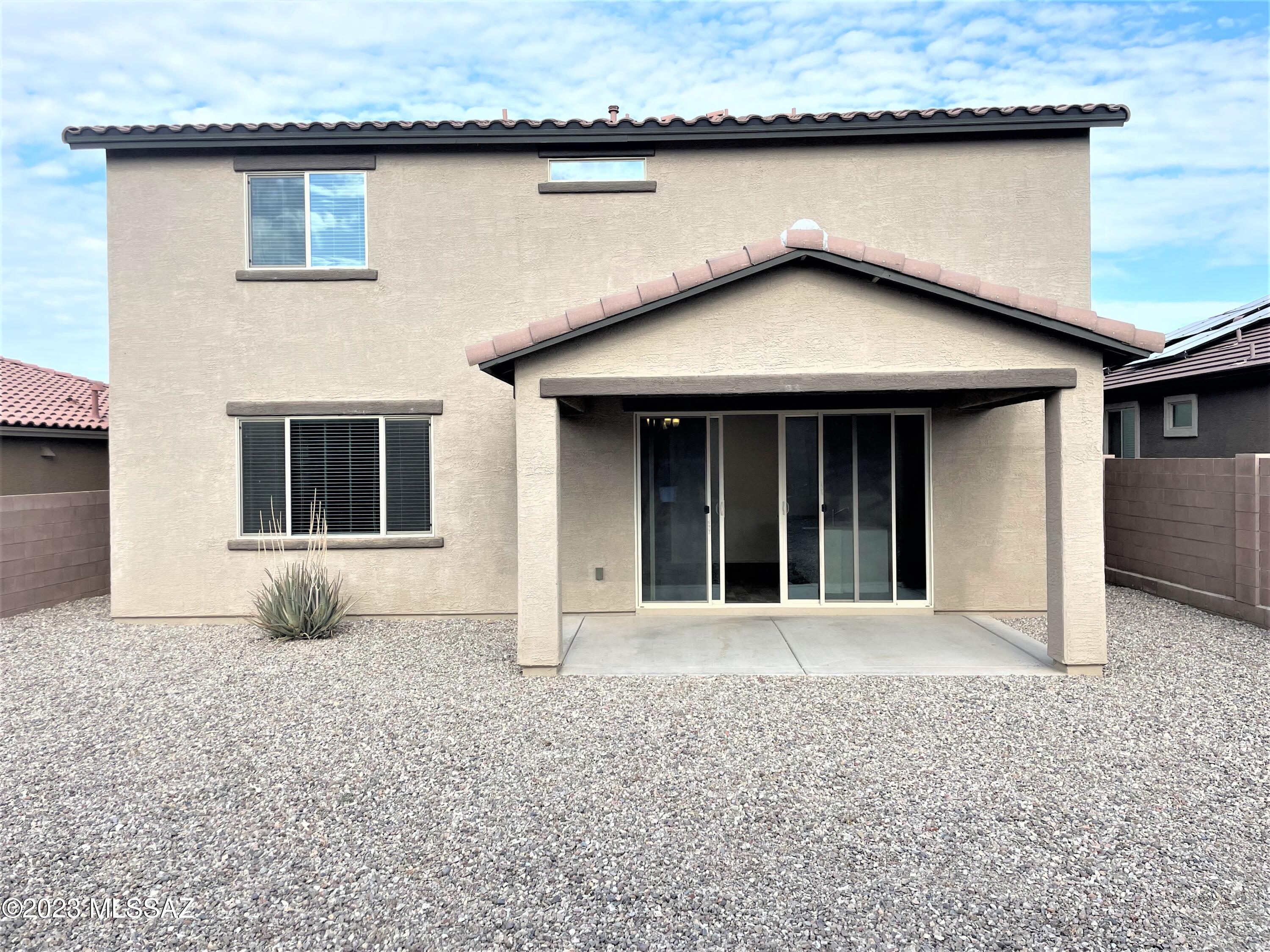 Linda Vista Heights SQ20161440591 - Residential Lease
