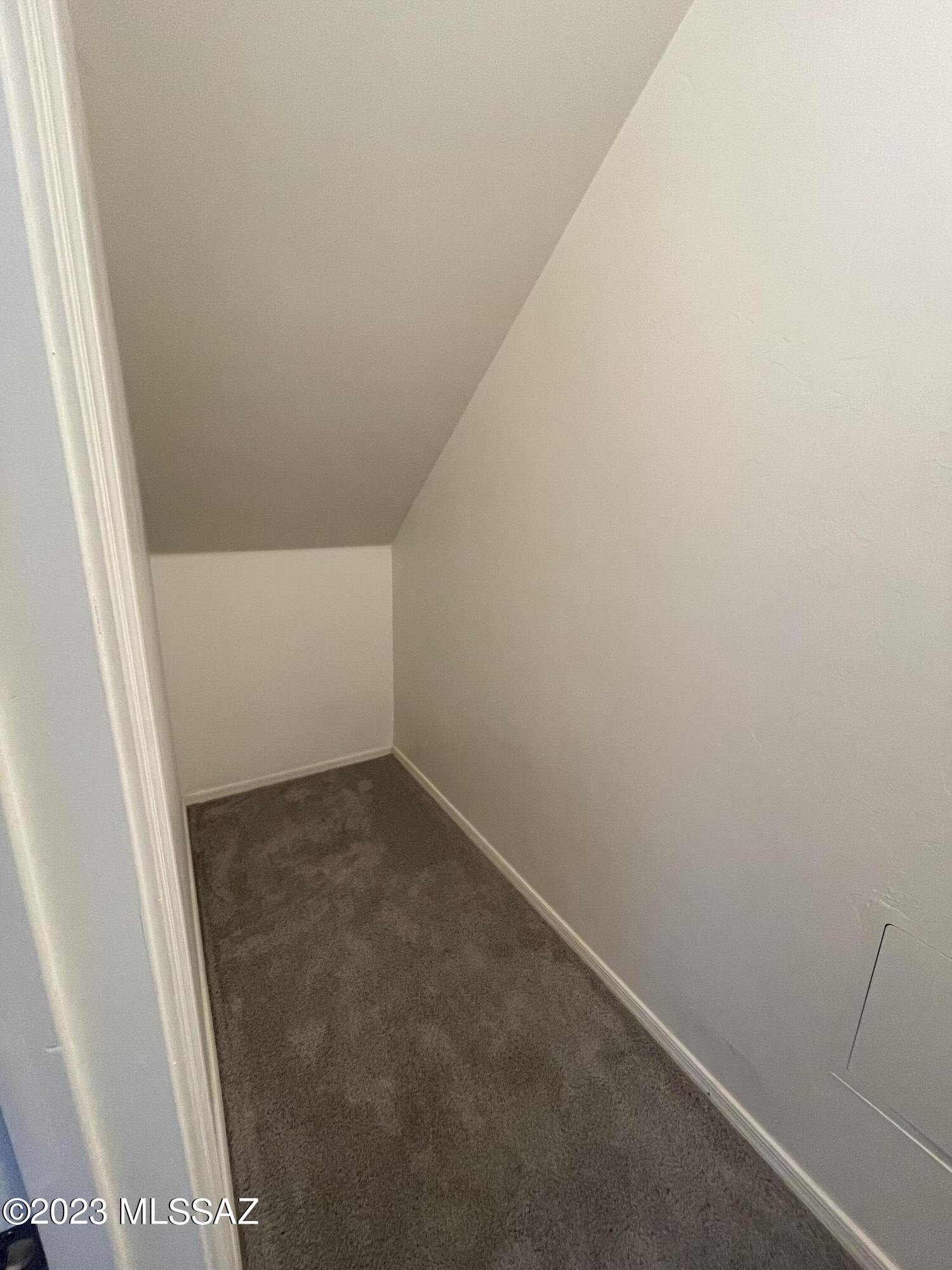Linda Vista Heights SQ20161440591 - Residential Lease