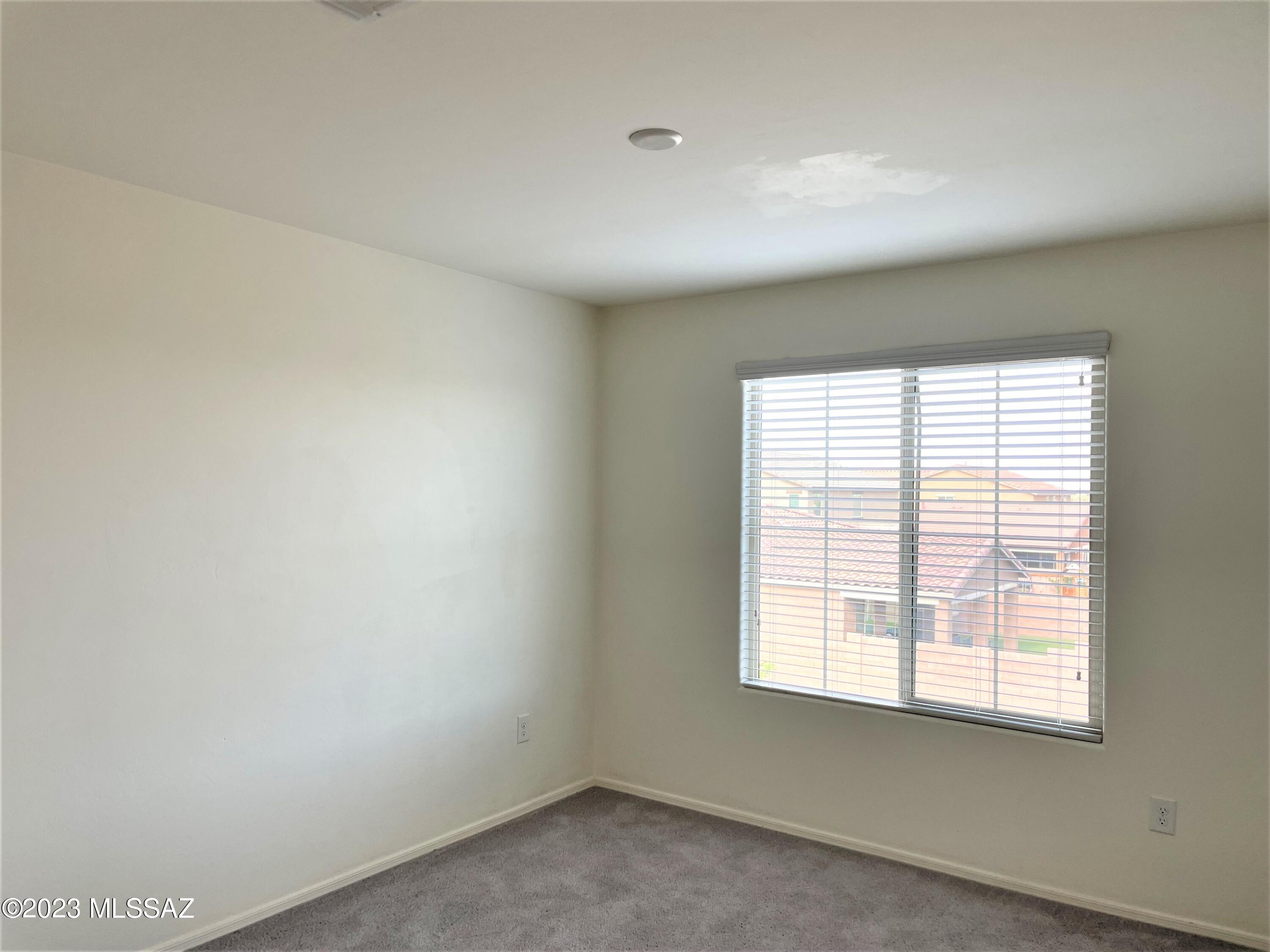 Linda Vista Heights SQ20161440591 - Residential Lease