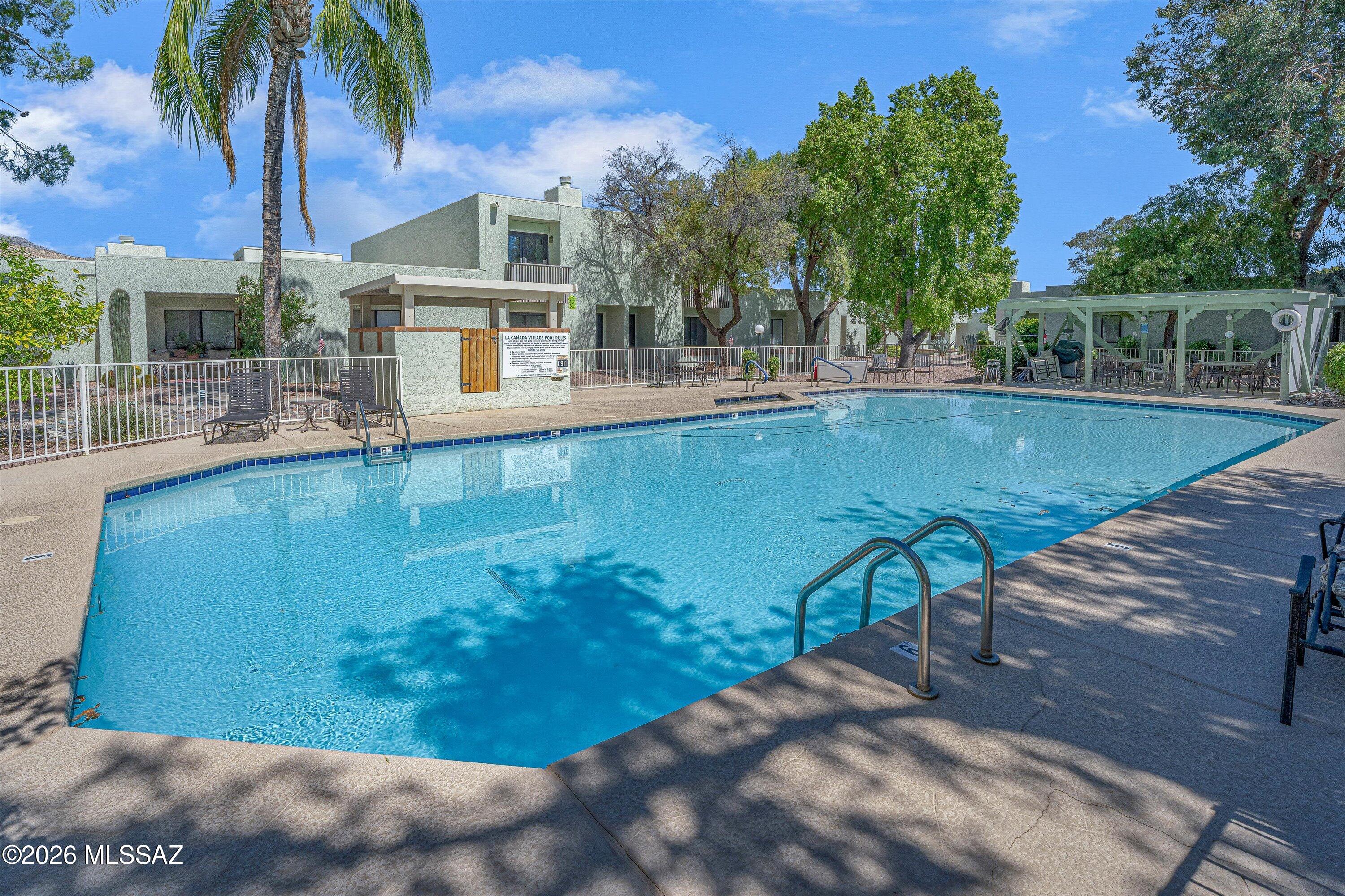 La Canada Village 1 Amended - Residential