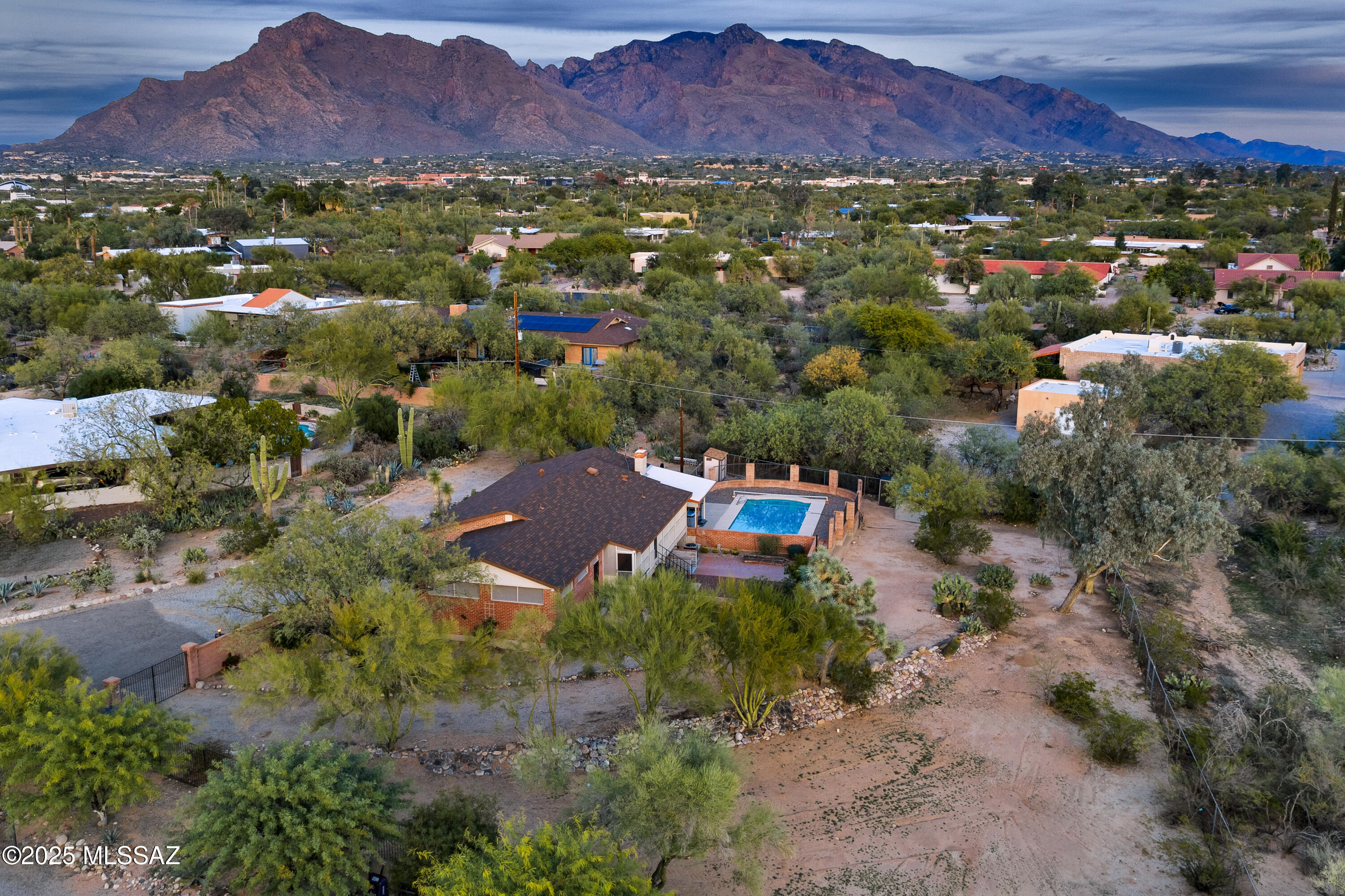 Casas Adobes Estates (401-447) - Residential