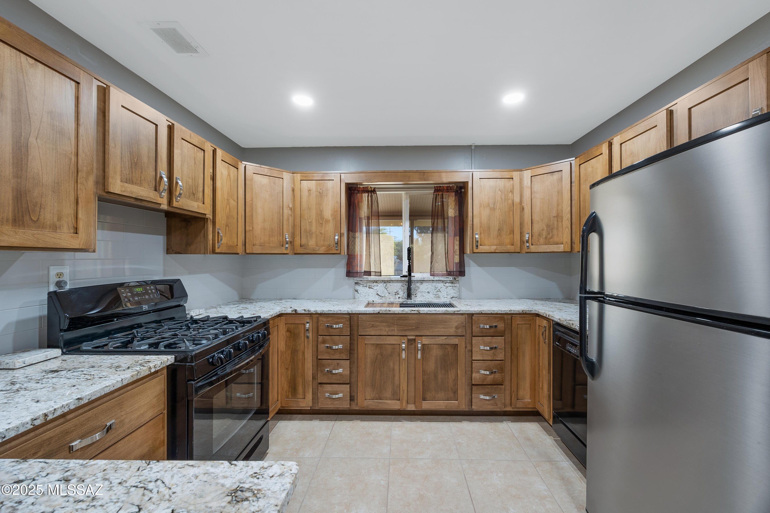 Casas Adobes Estates (401-447) - Residential