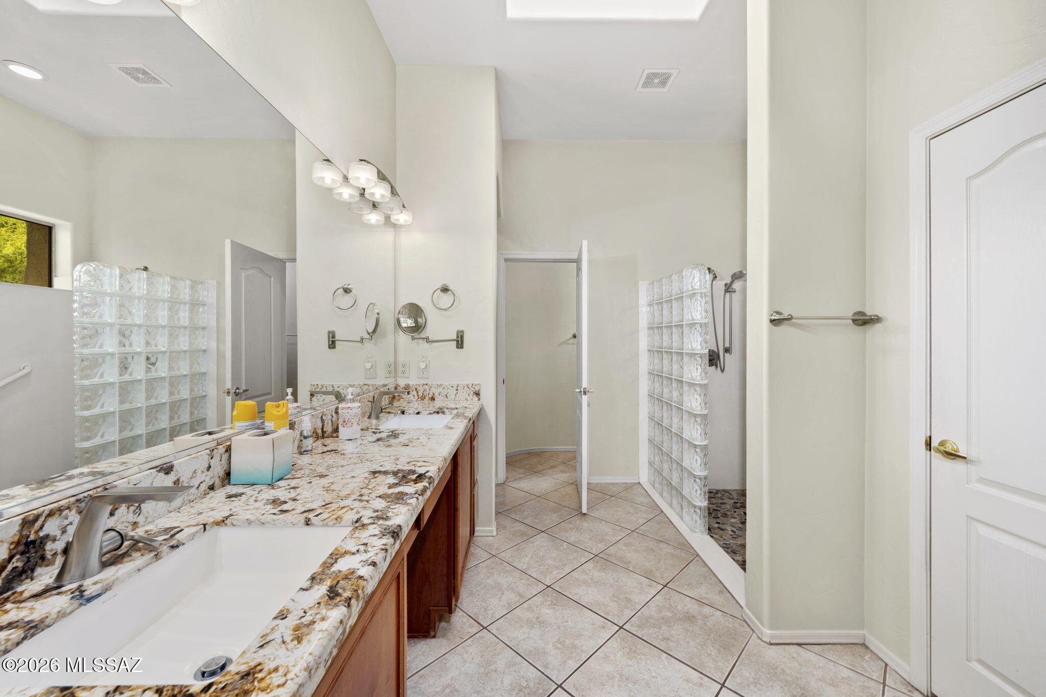 Coronado Vistas (1-22) - Residential