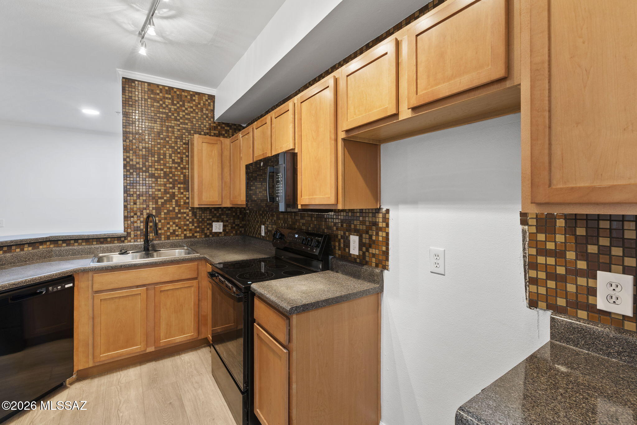 Sonterra at Williams Centre Condominium - Residential