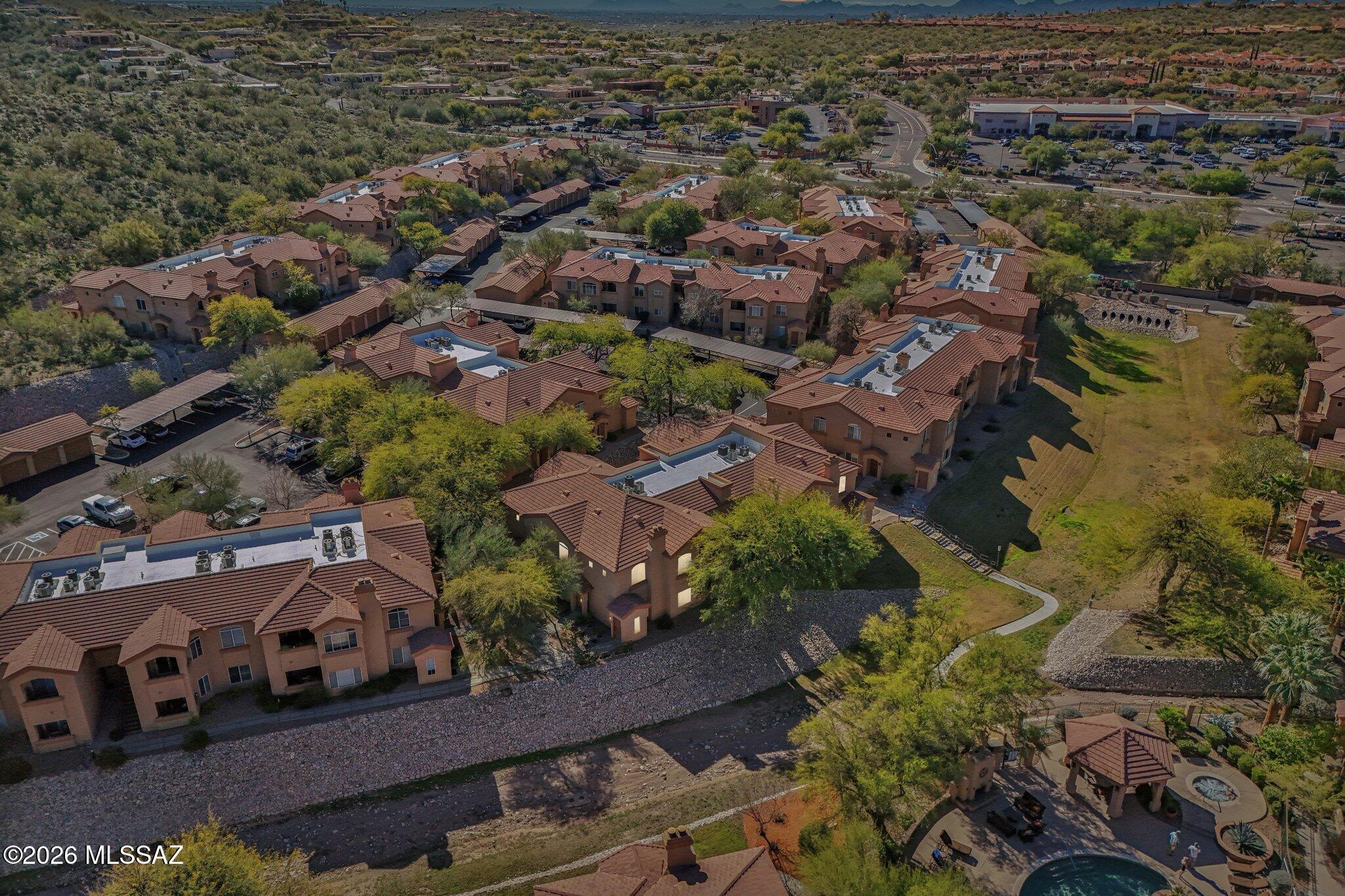 Pinnacle Canyon Condominium - Residential