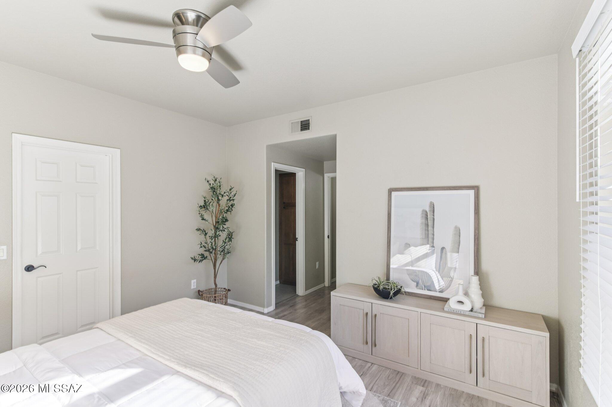 Pinnacle Canyon Condominium - Residential