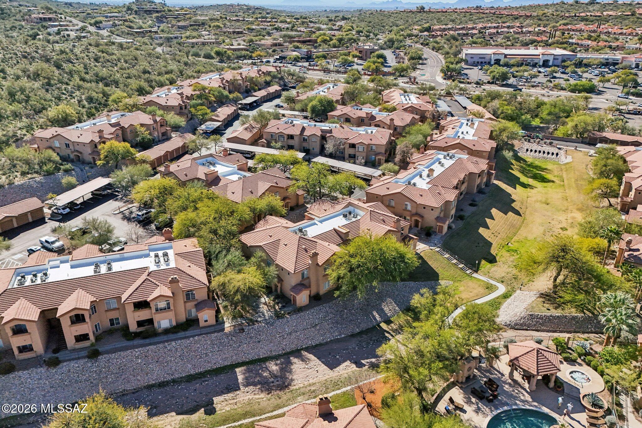 Pinnacle Canyon Condominium - Residential