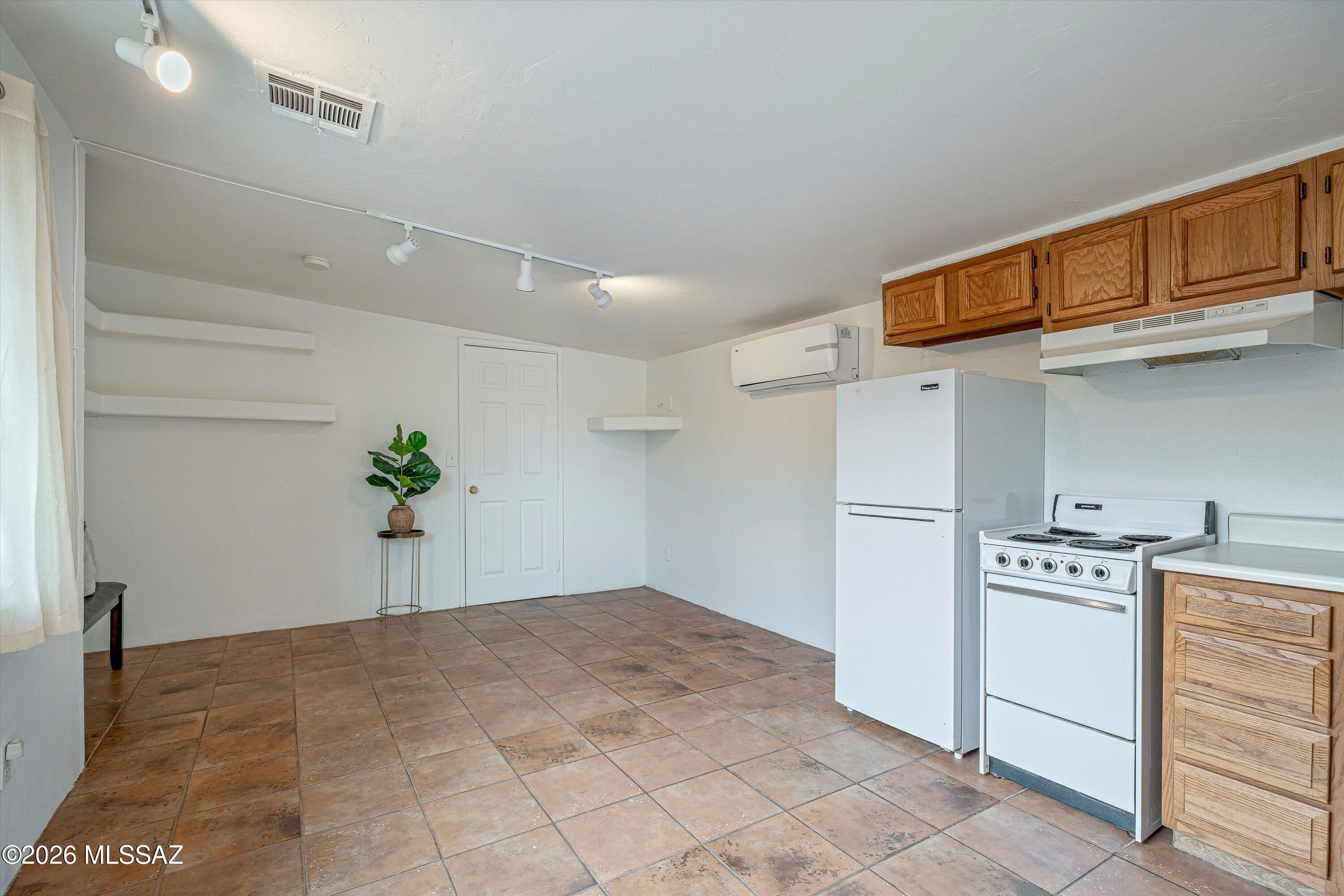 Speedway Heights - Residential