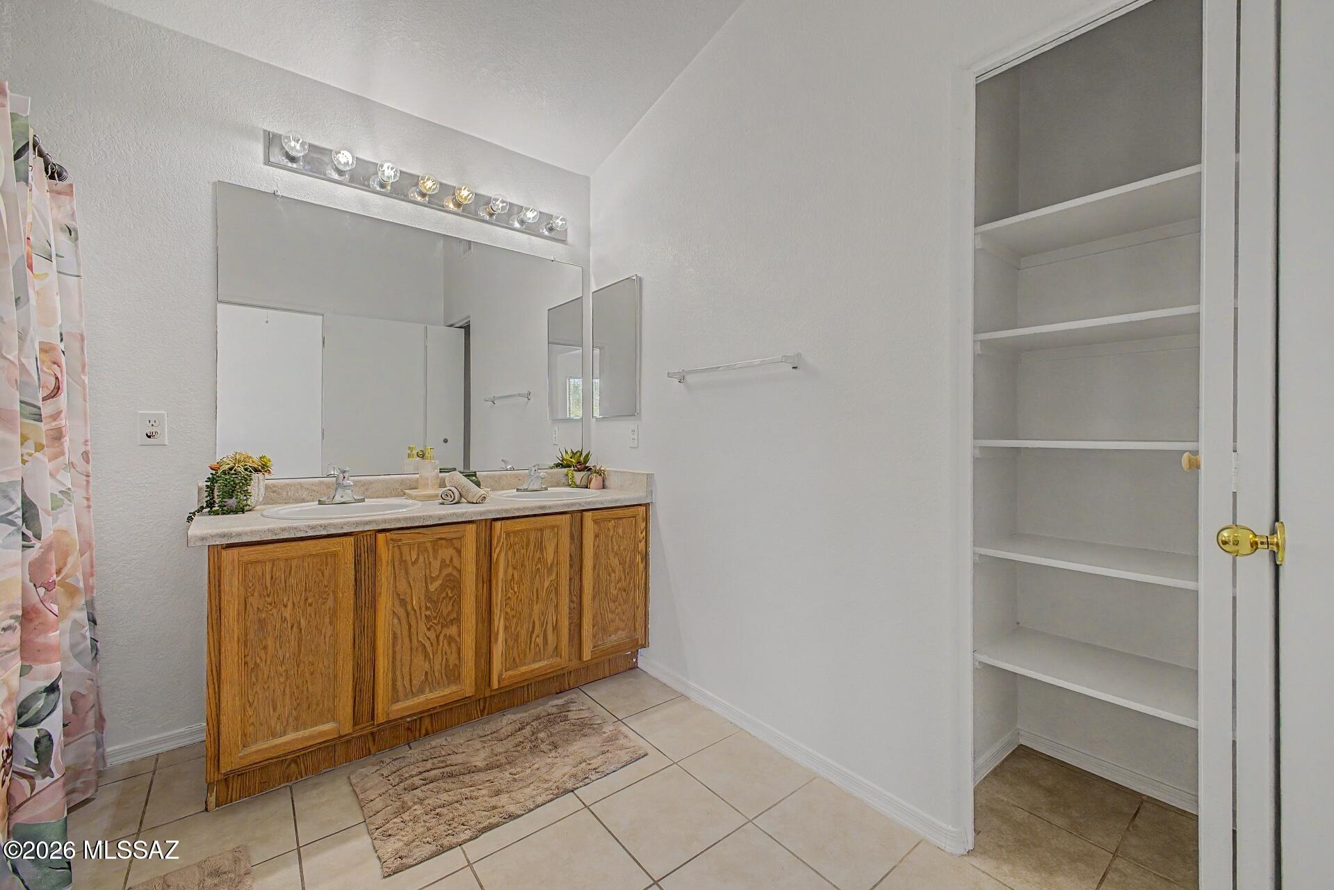 Desert Willow Estates (233-337, 340-353) - Residential