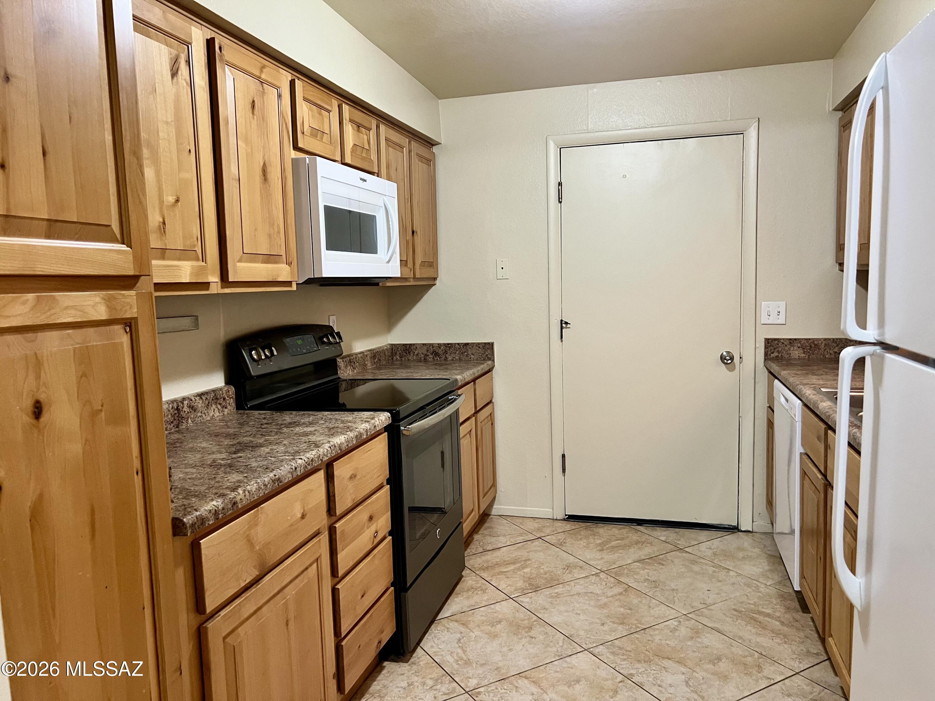 Rio Cancion Twnhms. and Professional - Residential Lease