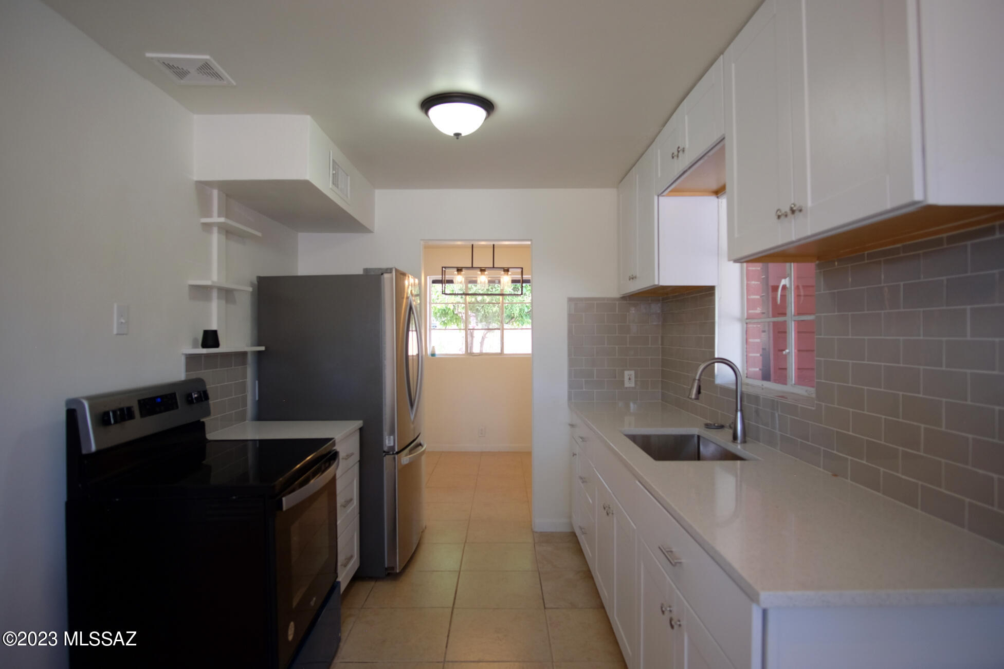 Catalina Subd. NO. 2 Resub Lot 14 - Residential Lease