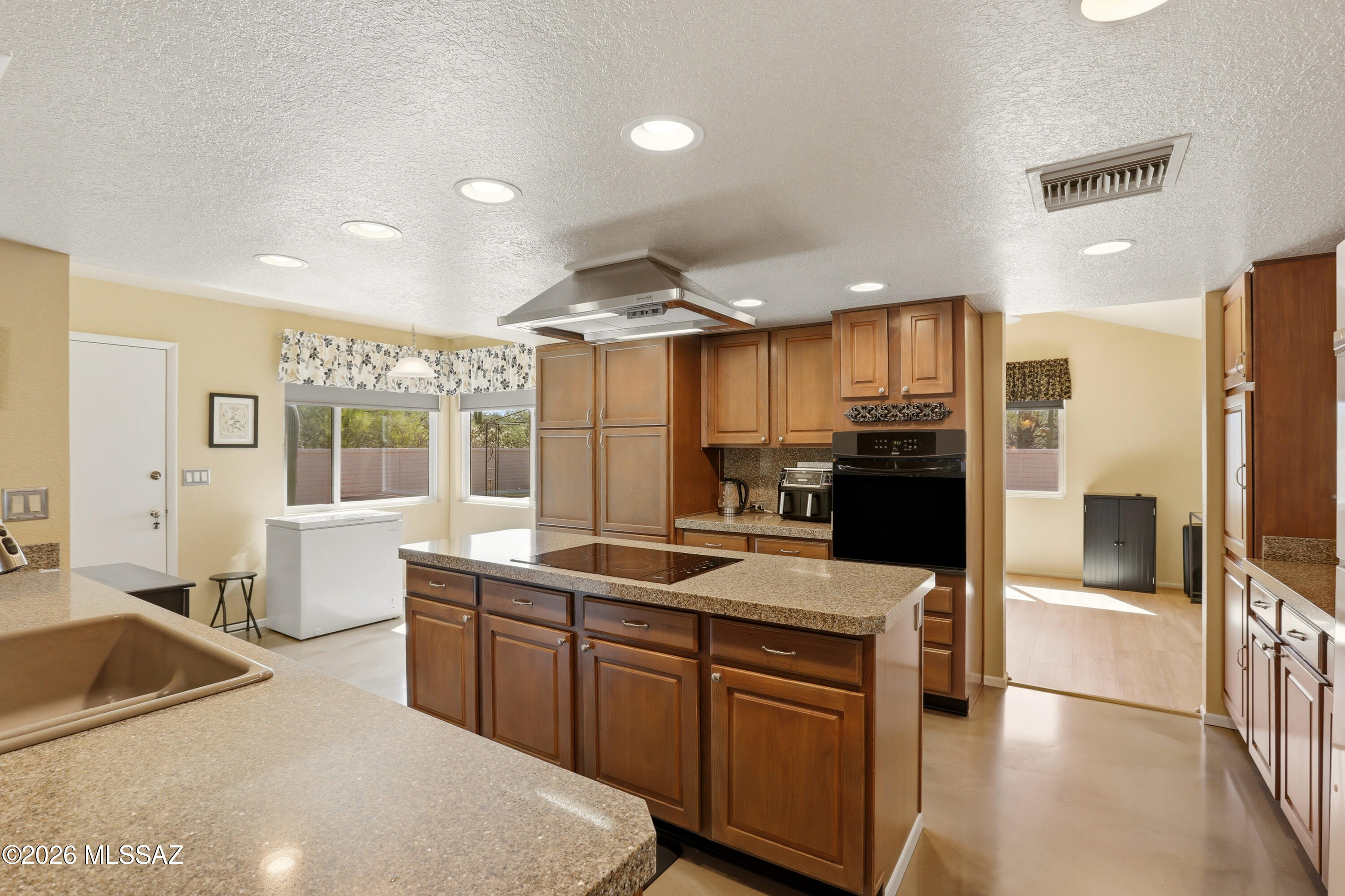 Catalina Highlands  (36-74) - Residential