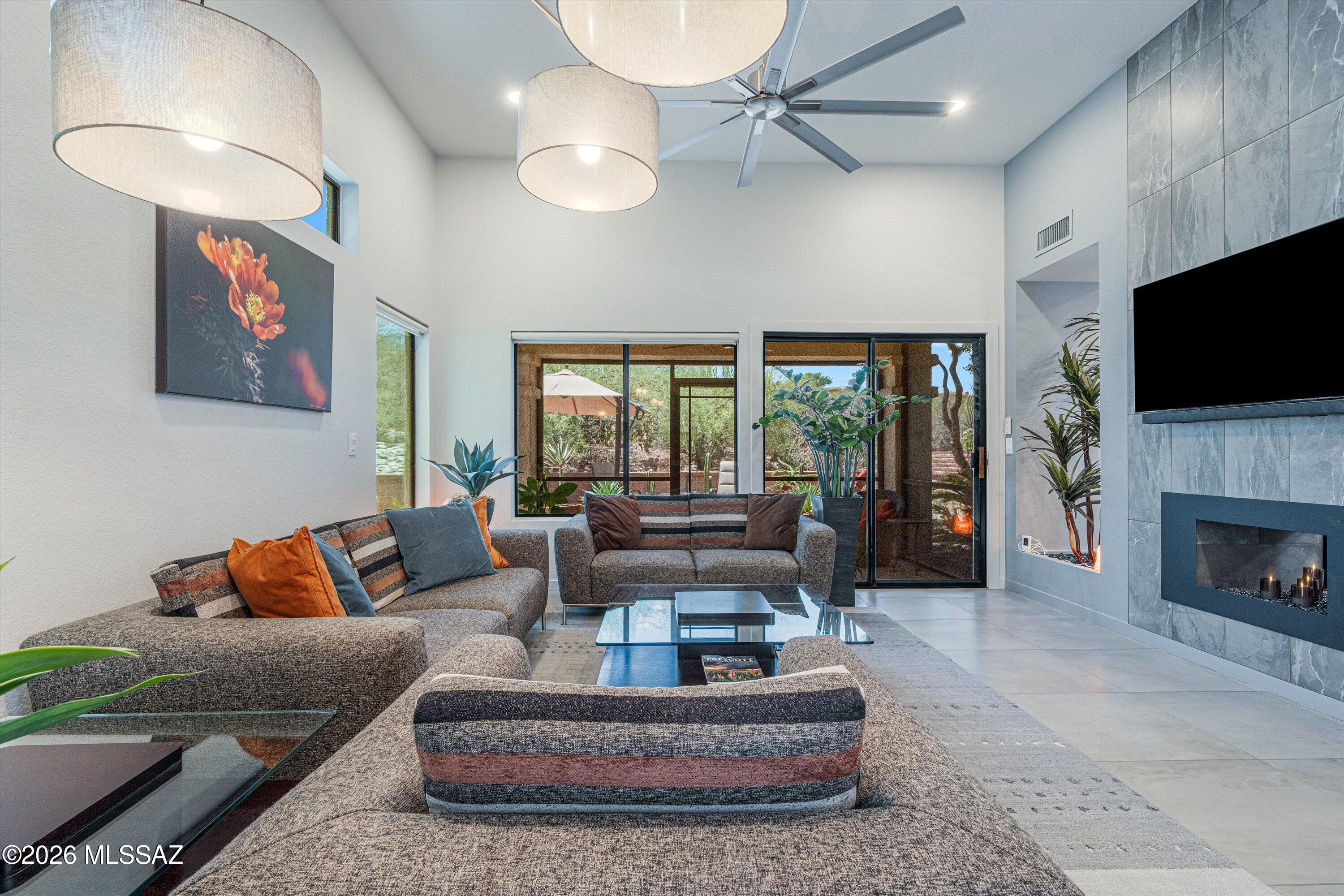 Sunrise Presidio East (1-87) - Residential